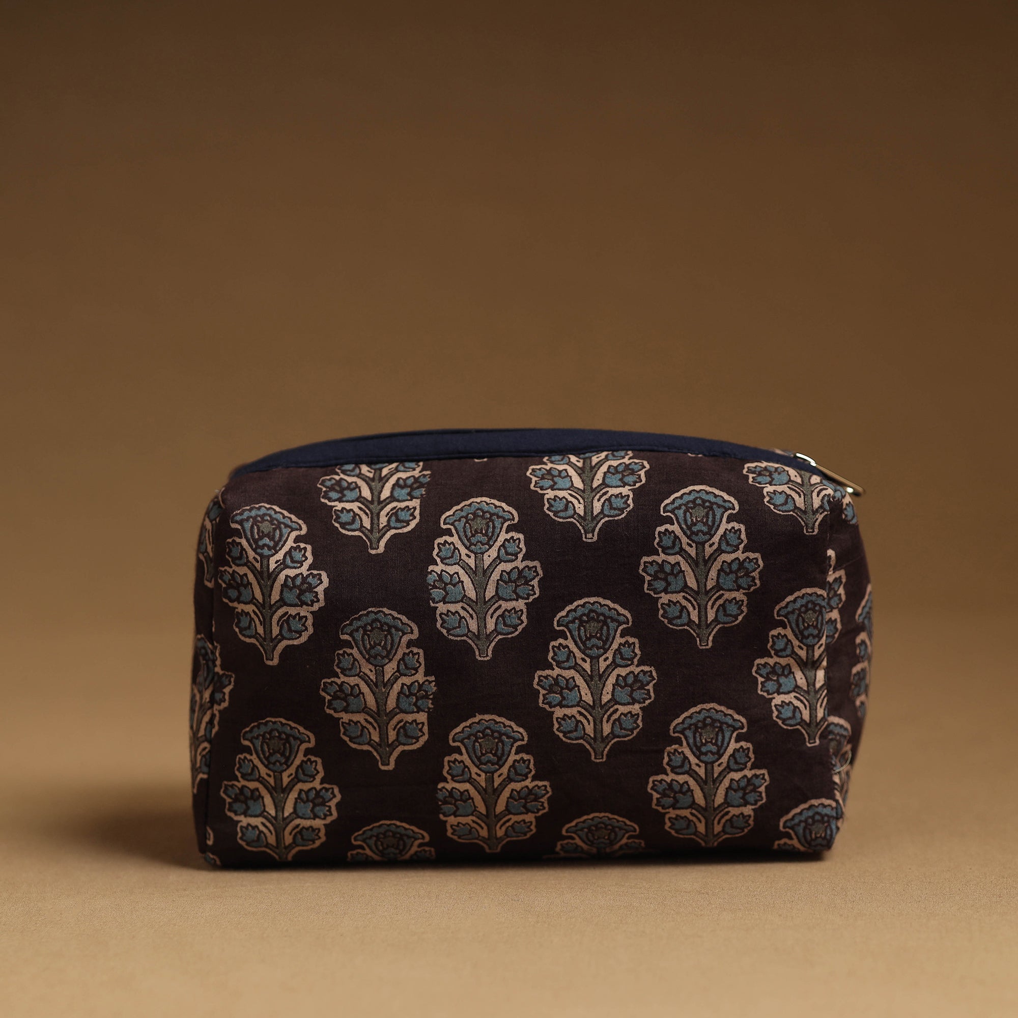 NOORI BAZAR Brown - Handmade Cotton Toiletry Pouch 02