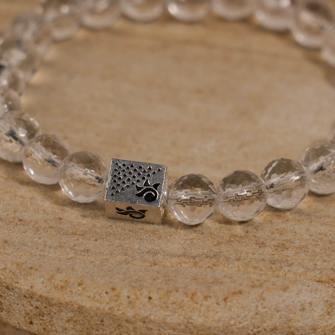 Prinjal Jewellers Spatik Diamond Cut Beads Bracelet