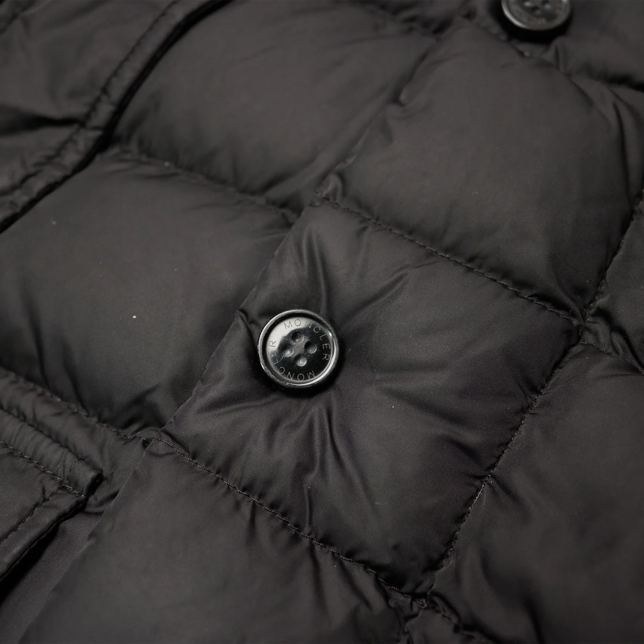 Preloved - Moncler Cluny Black Short Down 100% Real Fur Kids Parka Jacket - view 4