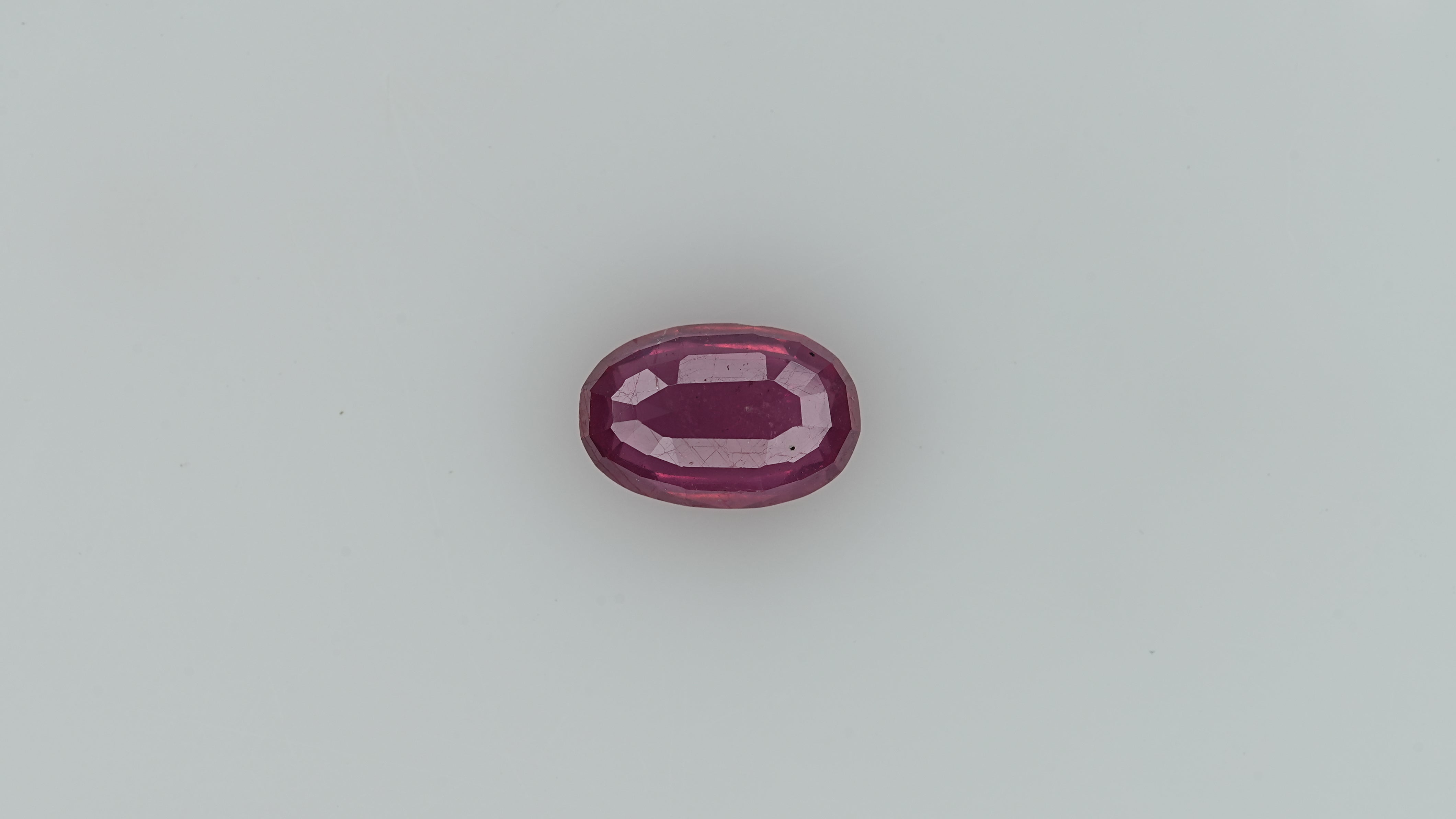 Gemsmantra Ruby - 4.04 Carats (4.444 Ratti) - view 2