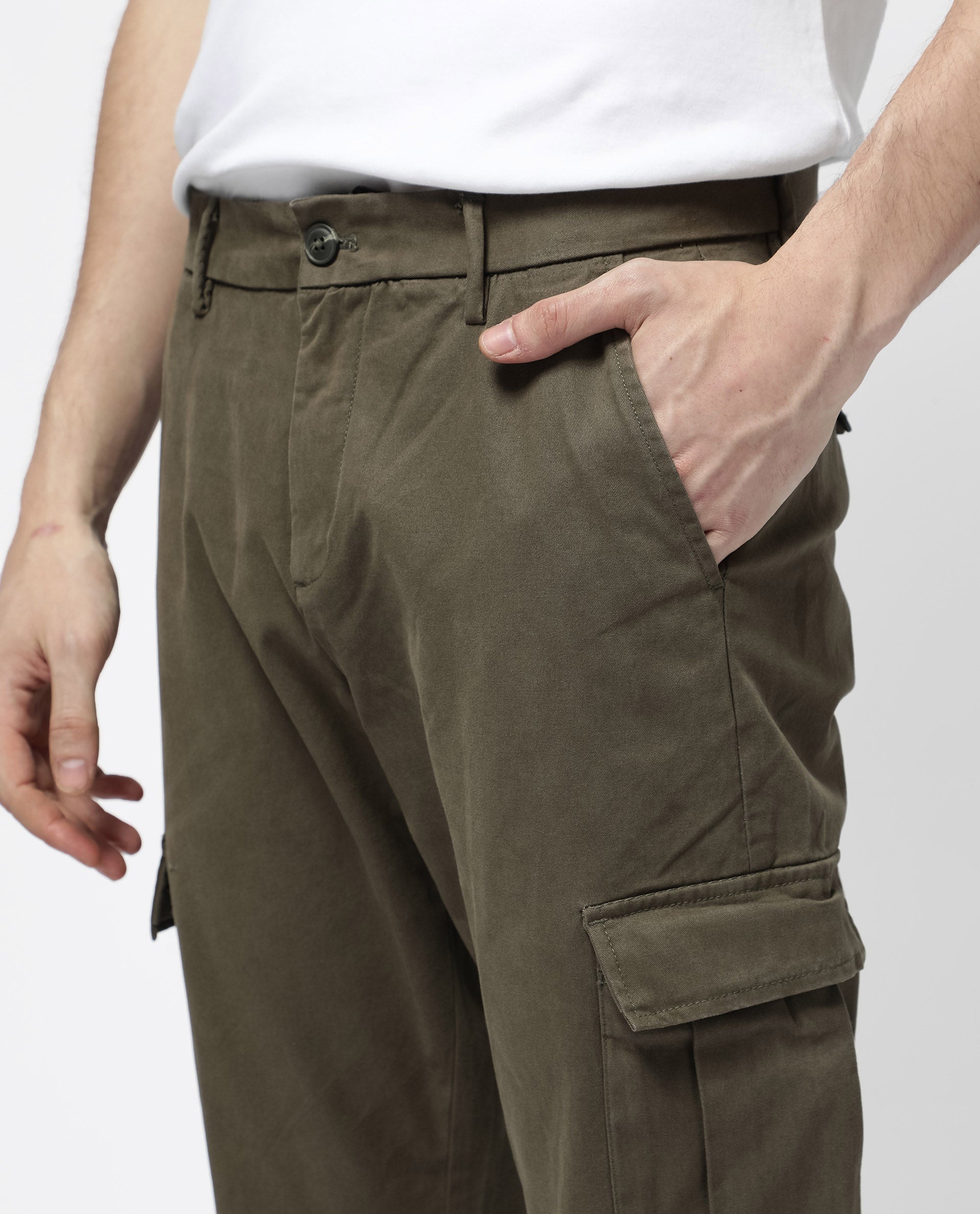 Rare Rabbit Mens Apex Olive Cotton Linen Solid Cargo Style Regular Fit Trouser - view 4