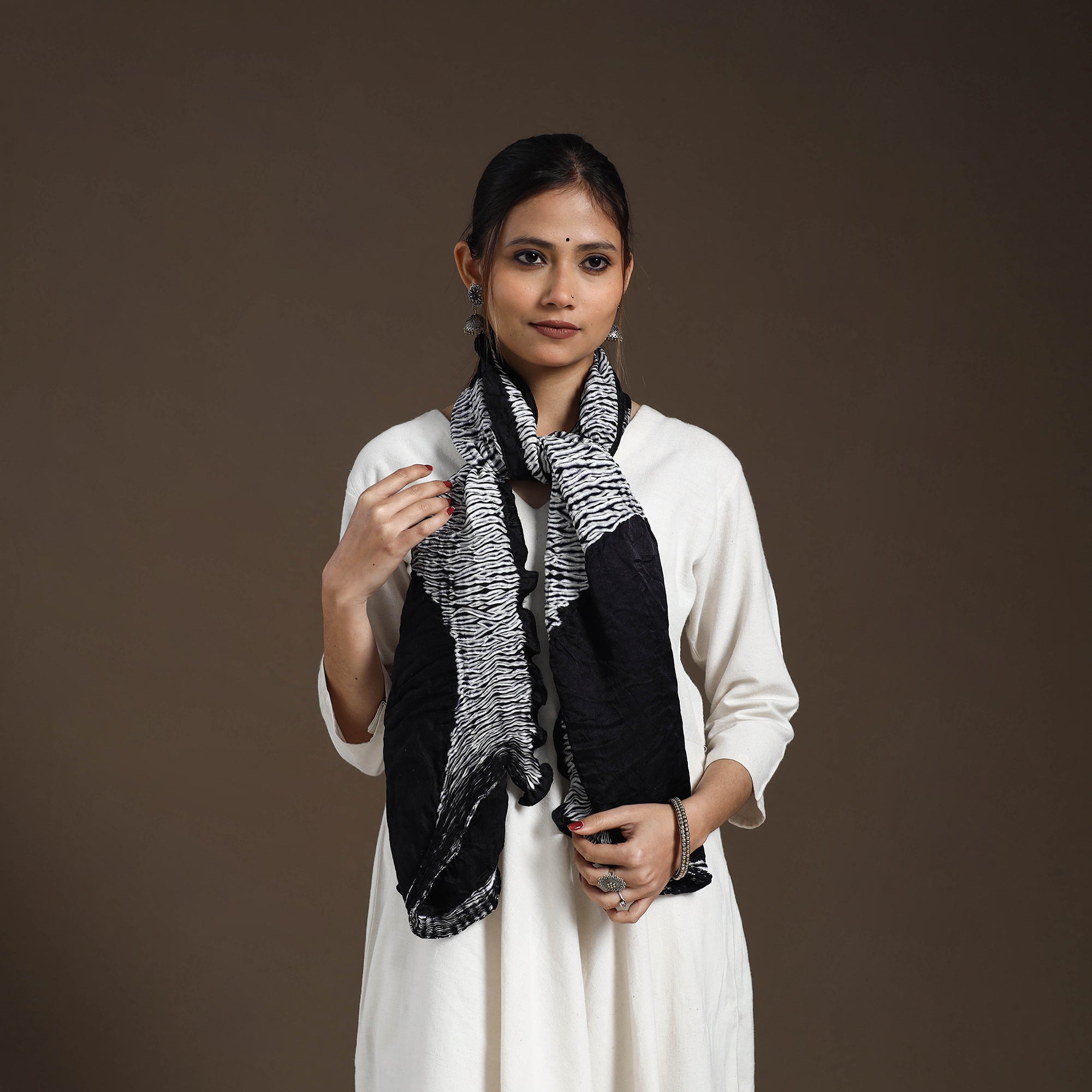 KACHCHH JI CHHAAP Black - Tie & Dye Gajji Silk Shibori Stole 20 - view 2