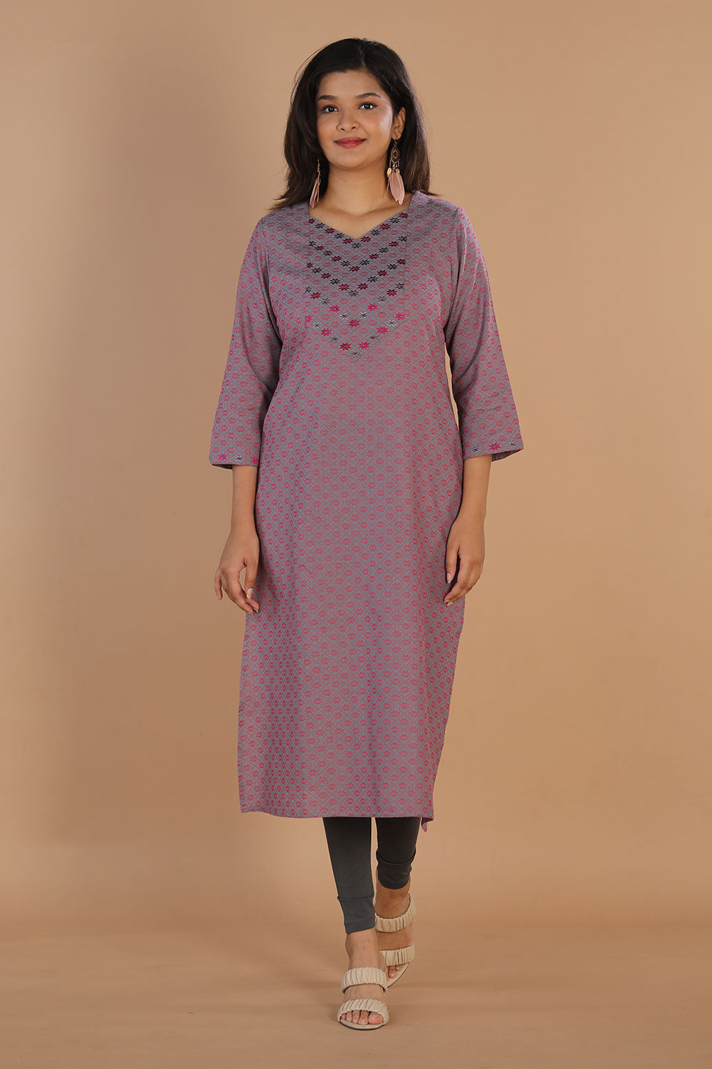 Kalanjali Ethnics Geometric embroidered long kurti