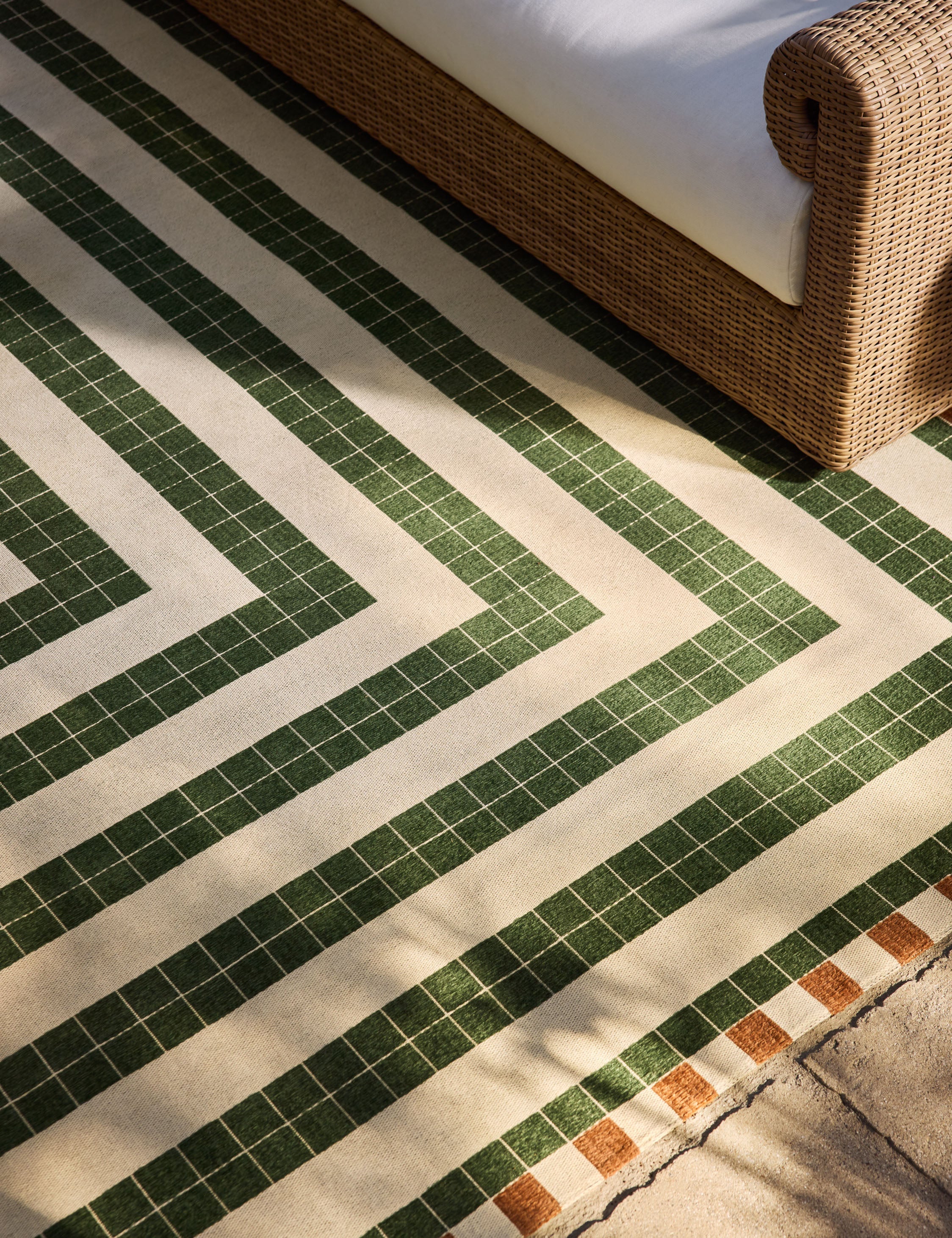 Lulu and Georgia Kirst Indoor / Outdoor Rug - view 10