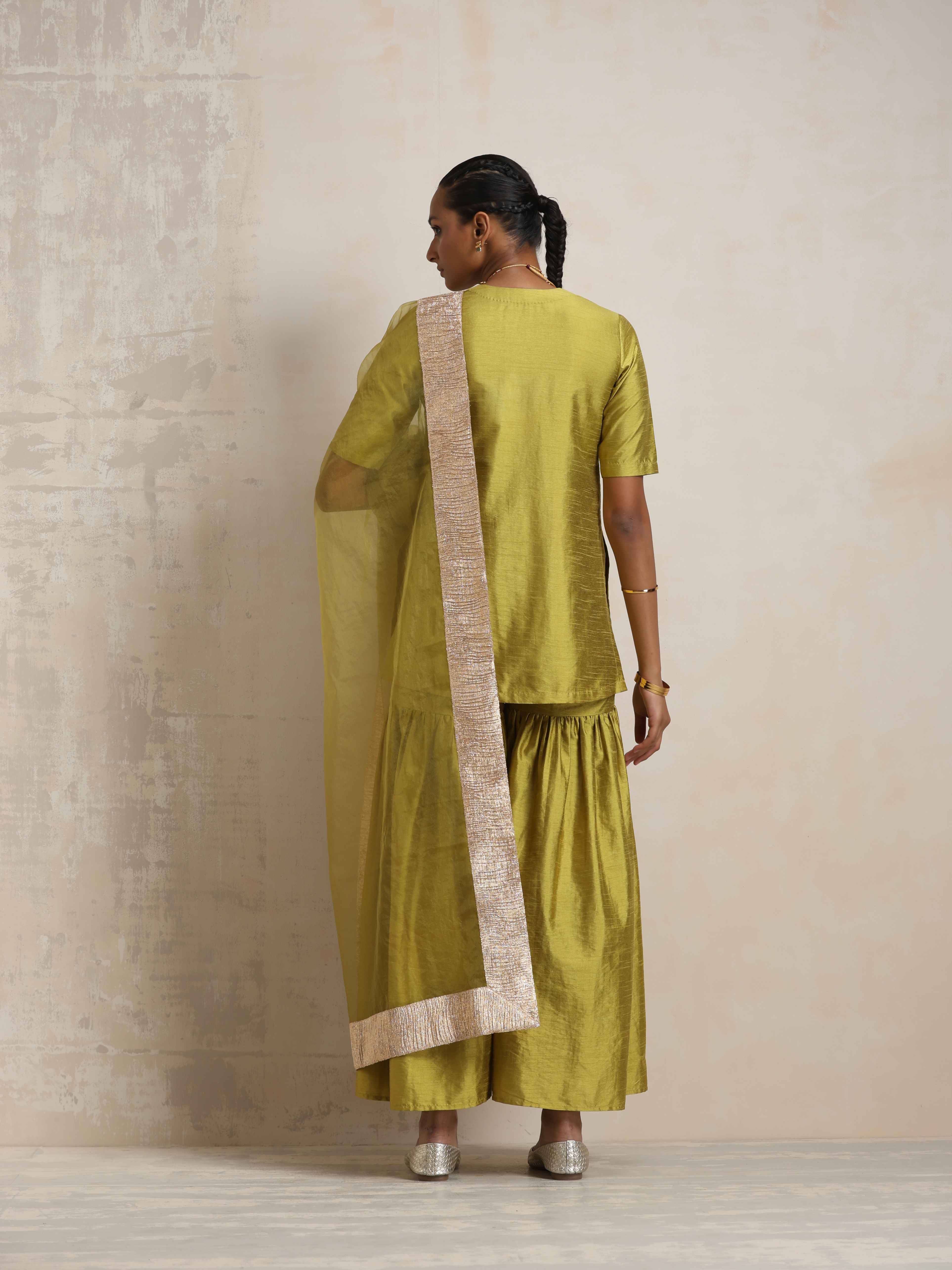trueBrowns Green Silk Sharara Dupatta Set - view 8