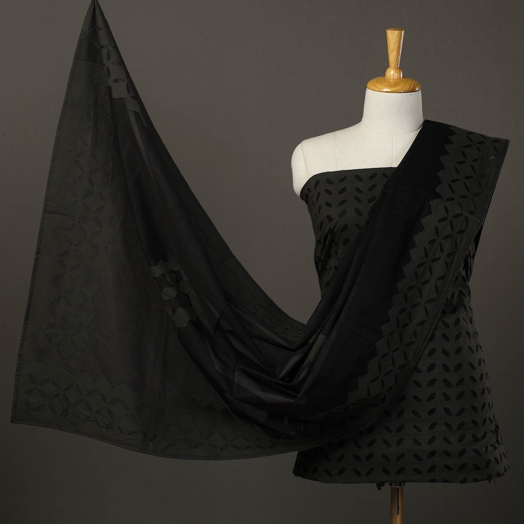 SHADES OF MARUDHARA Black - 3pc Cut Work Cotton Barmer Applique Dress Material 01