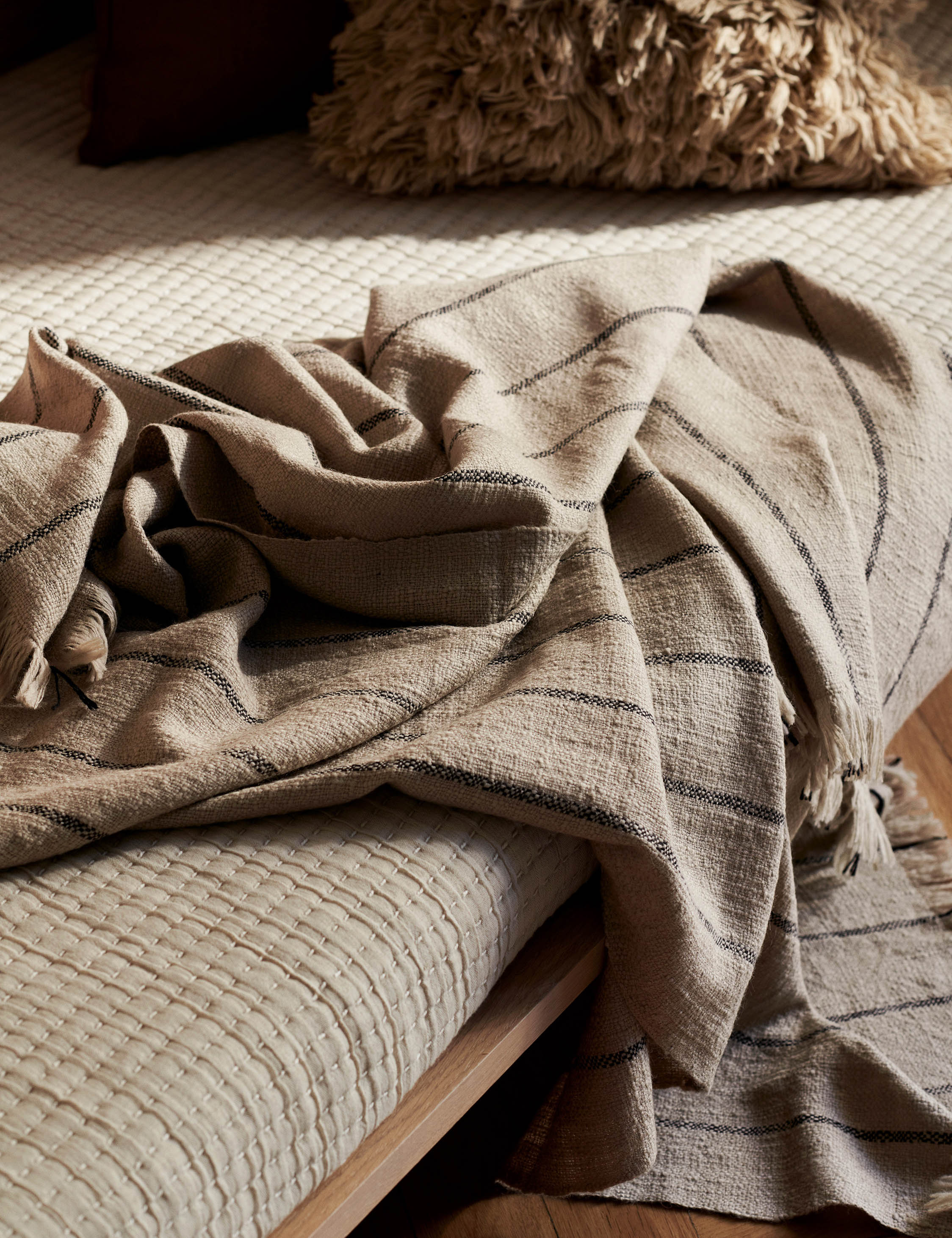 Lulu and Georgia Calm Throw by Ferm Living – Natural and Black - view 2