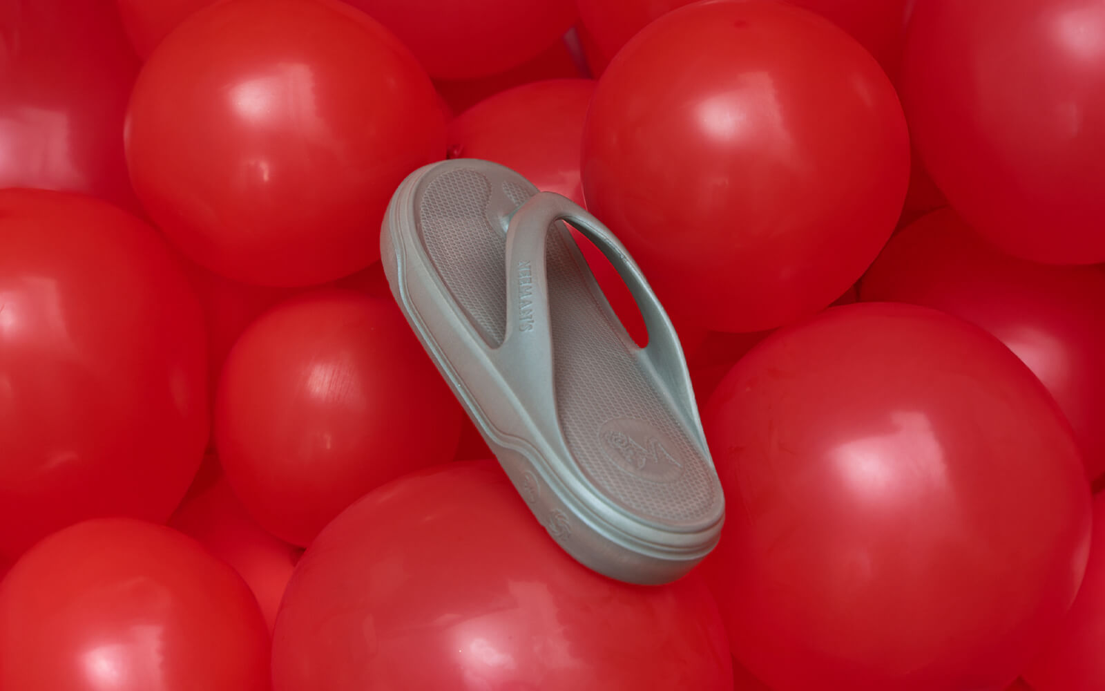Neeman's Cushers Flips For Women : Goat Grey - view 8