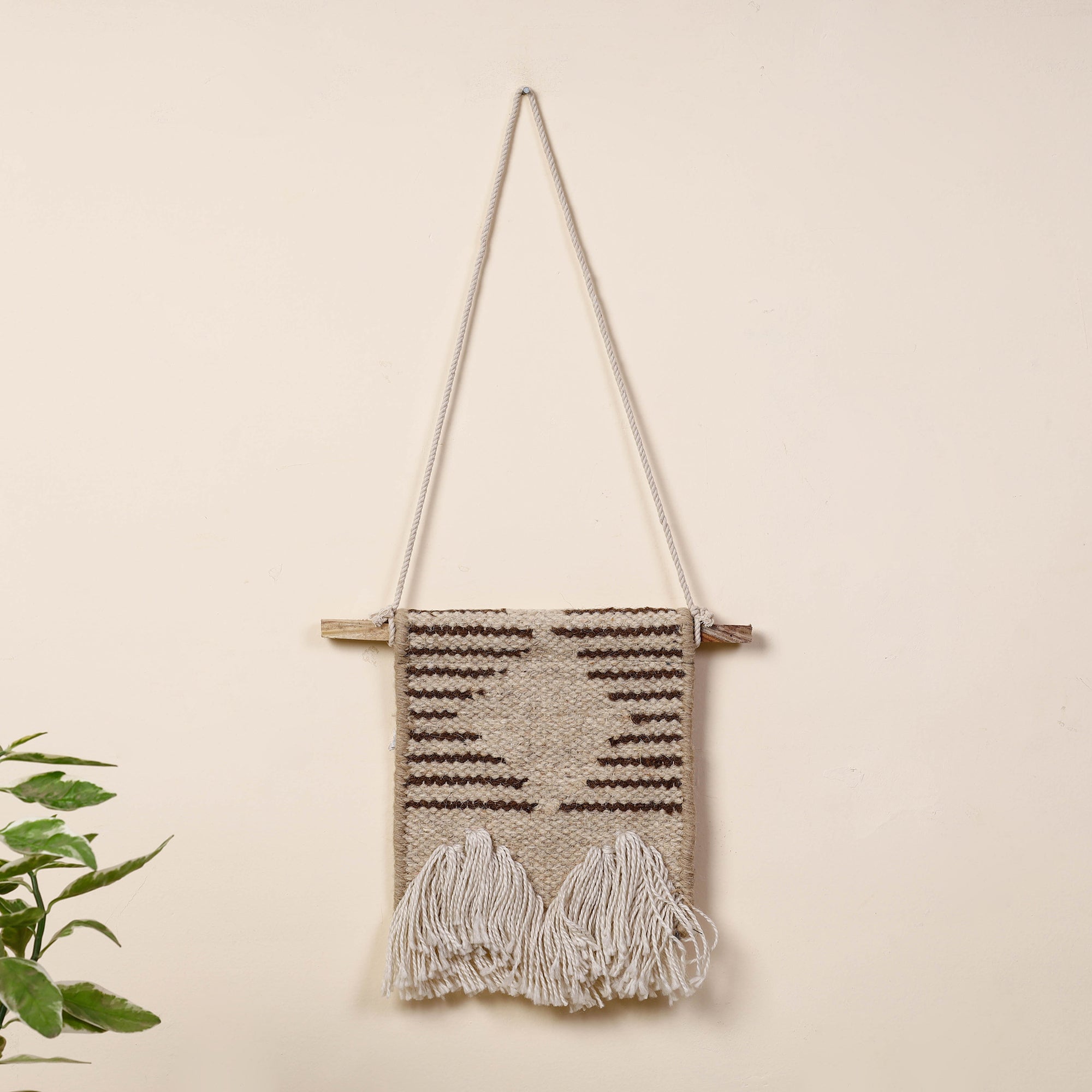ITOKRI CRAFTS INITIATIVE Bhadohi Handwoven Wool Geometric Fringed Wall Hanging