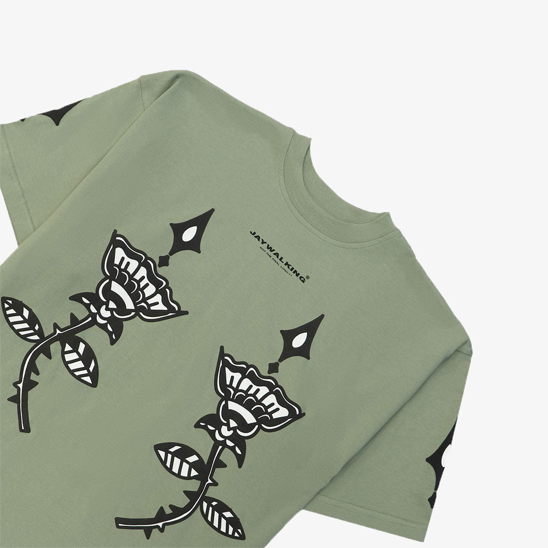 Jaywalking | Spider T-shirt { Green - view 4
