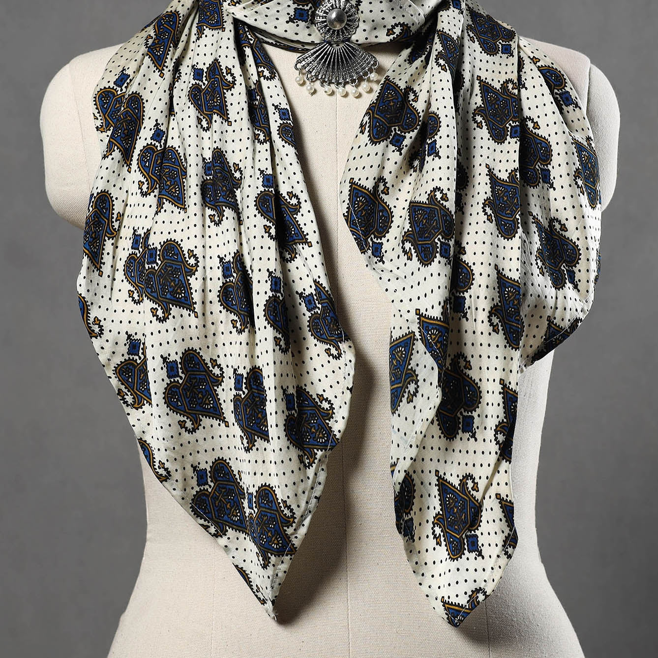 HAVELI CHRONICLES Block Printed Modal Silk Pendant Necklace Scarf 41 - view 3