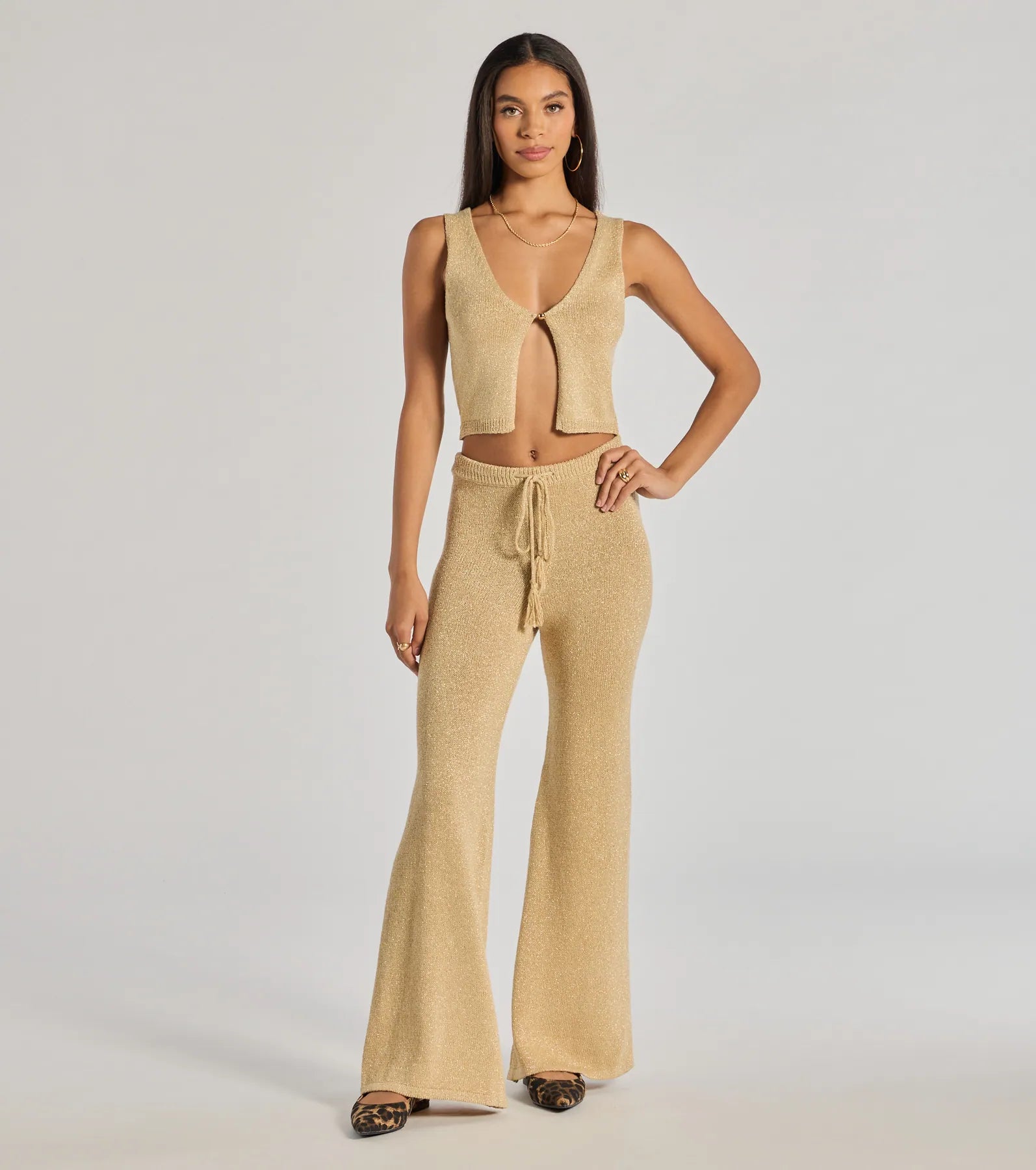 Windsor Glow Up Button-Front Cropped Vest – GOLD - view 3