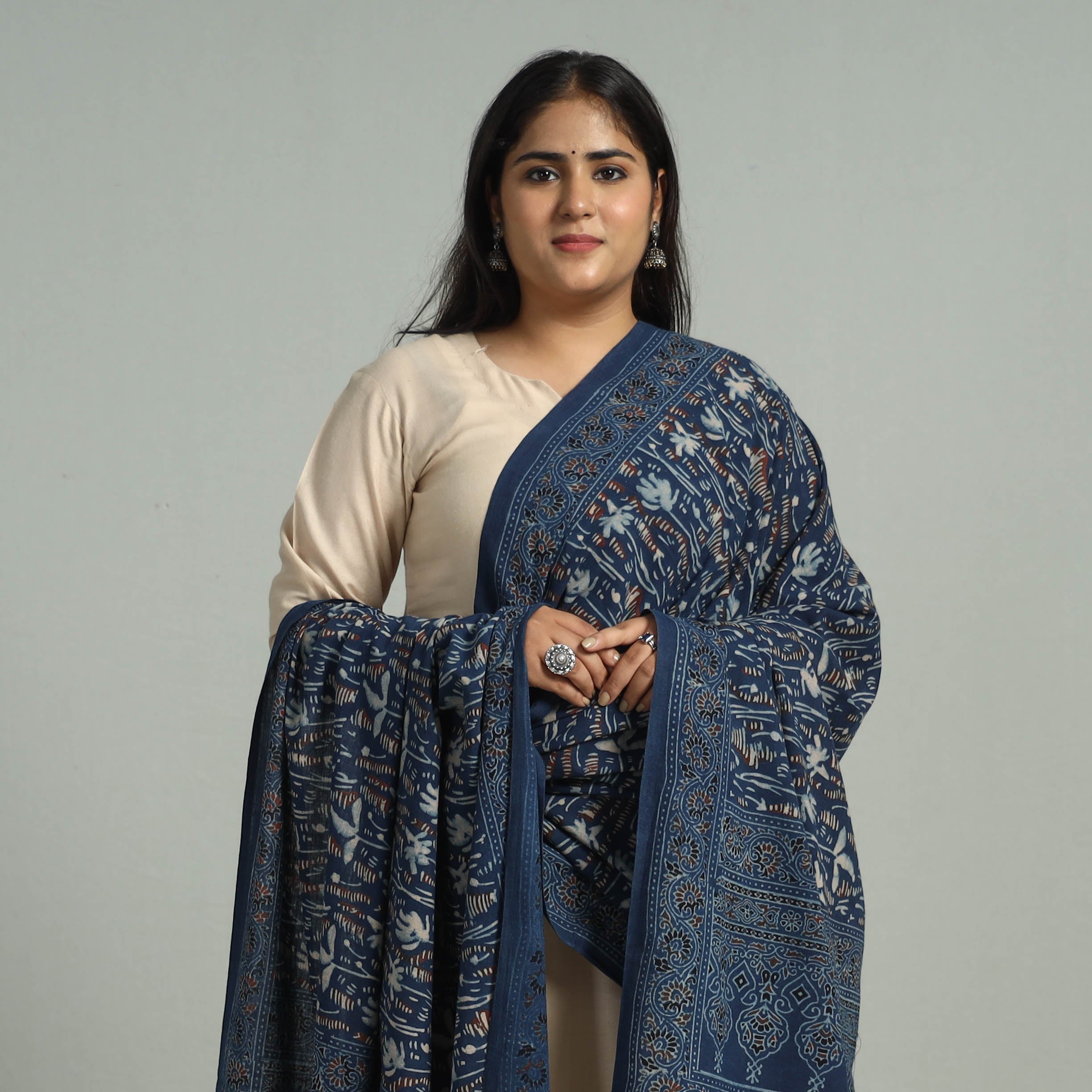 AJRAKH BY JABBAR KHATRI Blue - Block Printed Cotton Ajrakh Dupatta 03 - view 3