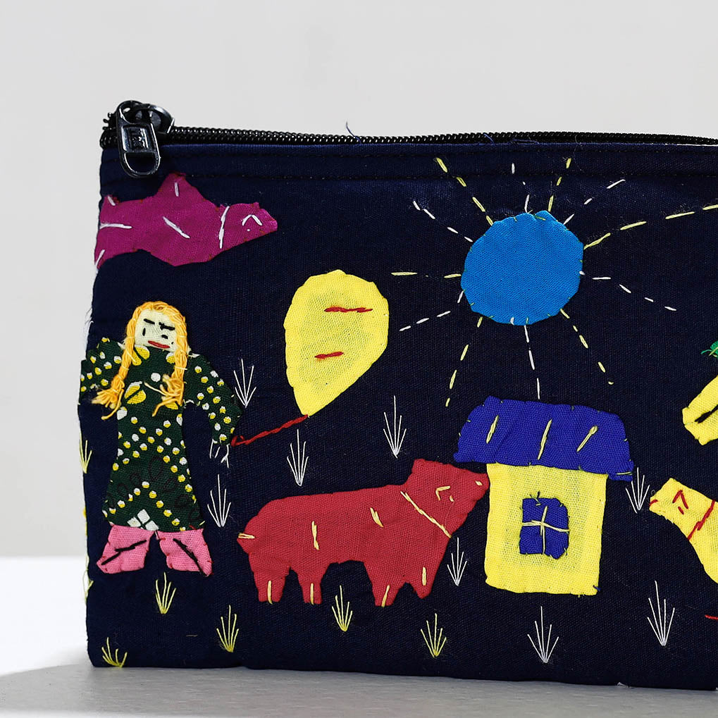 ASHOKA ASSEMBLE - CELEBRATING CRAFTS OF ODISHA Black - Pipli Applique Work Cotton Cosmetic Pouch - view 2