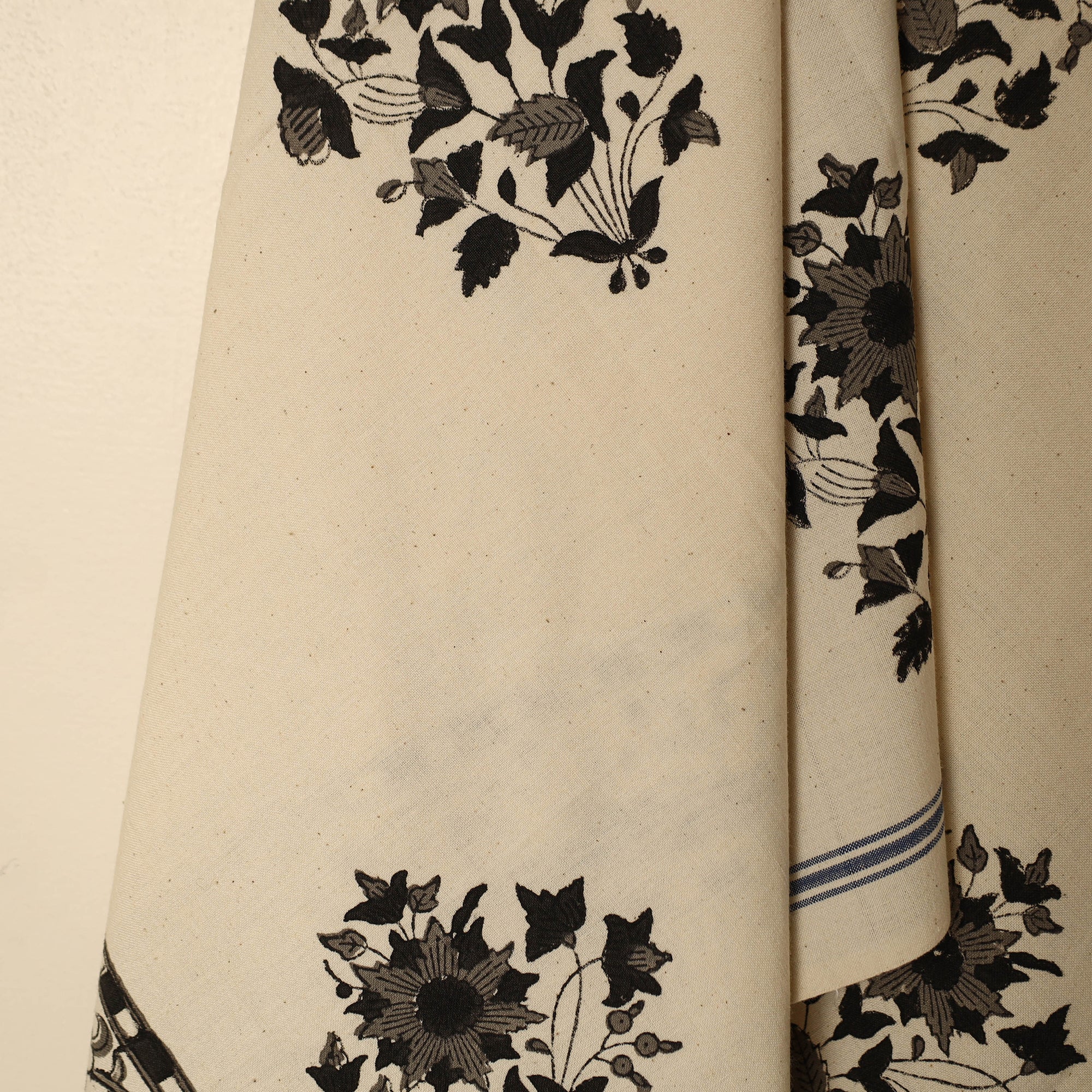 ARTISAN HAND BLOCK PRINTS Beige - Block Printed Handloom Cotton Sanganeri Towel 18 - view 3