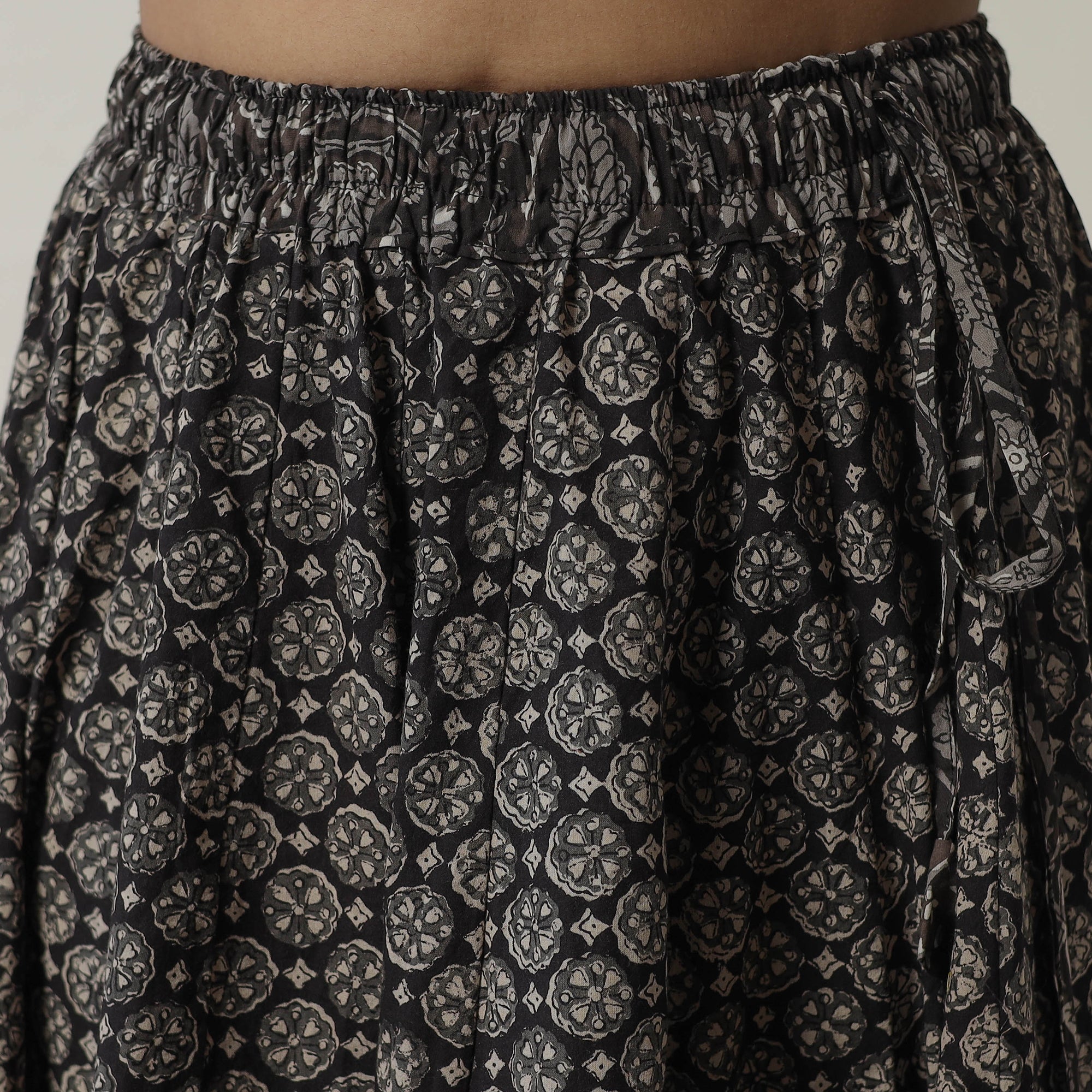NOORI BAZAR Black - Bagru Block Printed 24 Kali Patchwork Cotton Long Skirt 09 - view 5