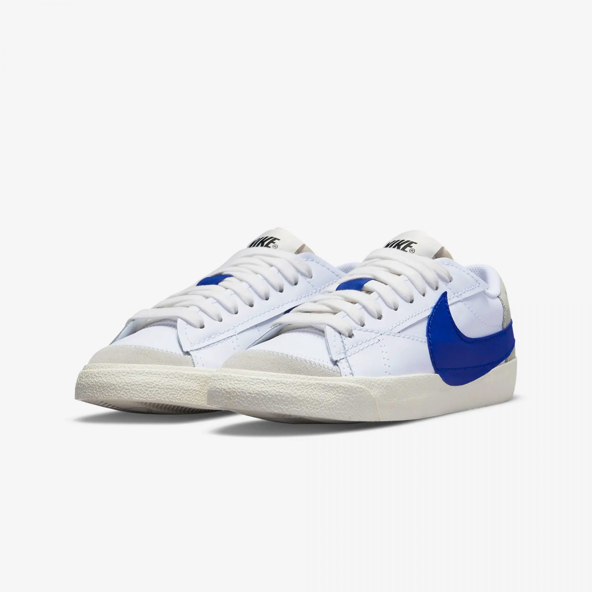 Nike | BLAZER LOW 77 JUMBO { LIGHT BONE / OLD ROYAL