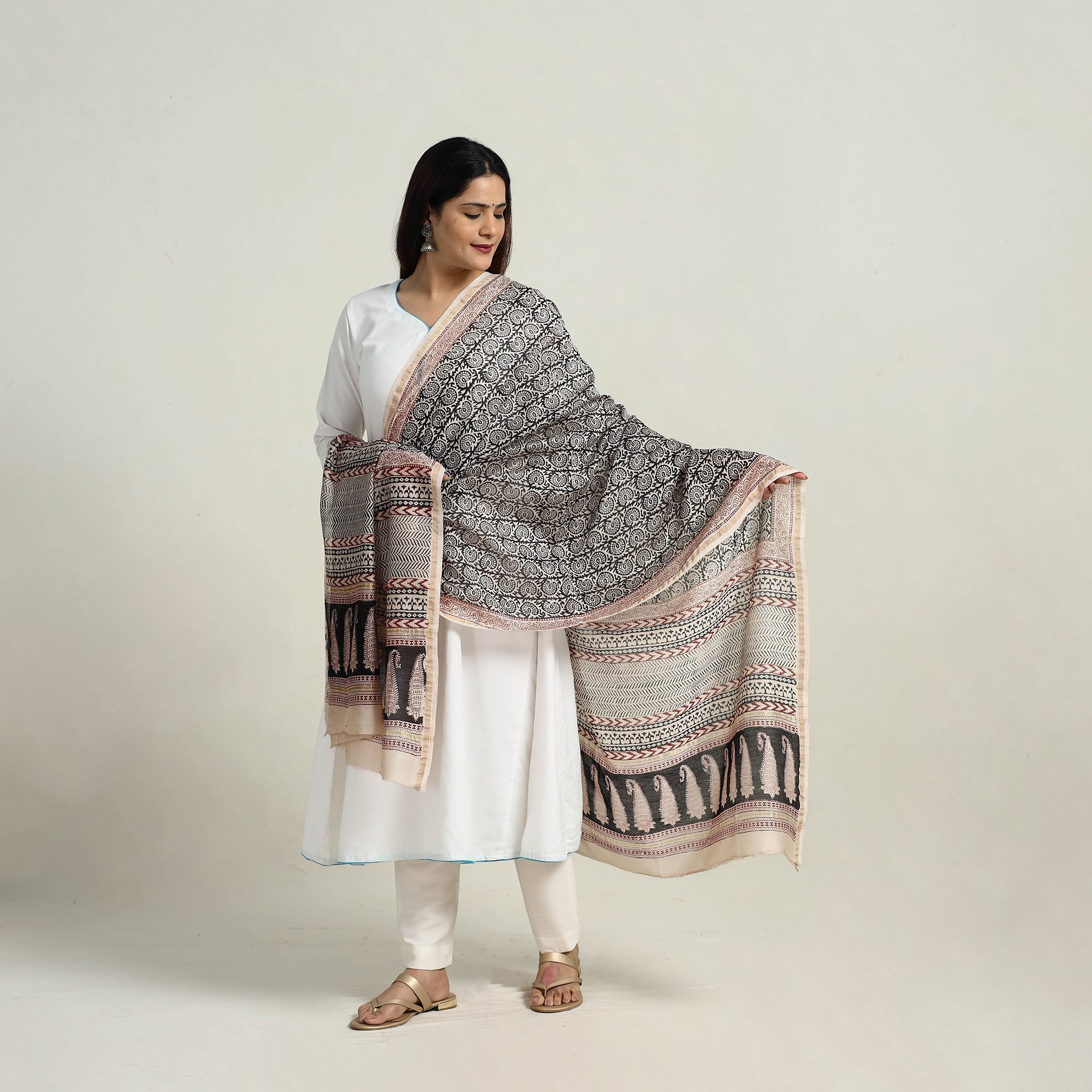 BAGH PRINTS BY MOHAMMED RAFIK KHATRI Grey - Natural Dyed Hand Block Print Chanderi Silk Bagh Dupatta 27 - view 2