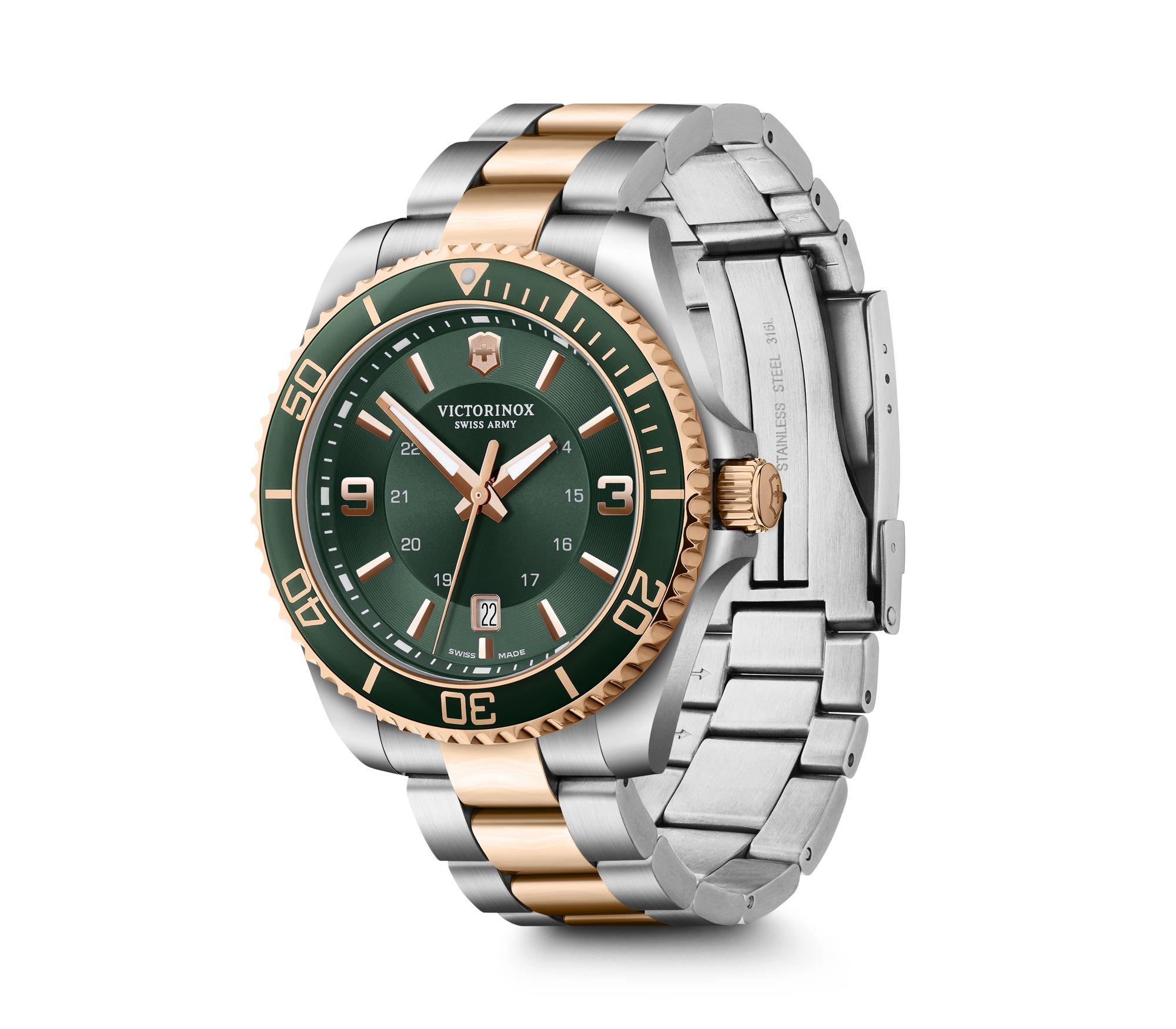 Victorinox Maverick Large Green Dial Men 43mm - view 2
