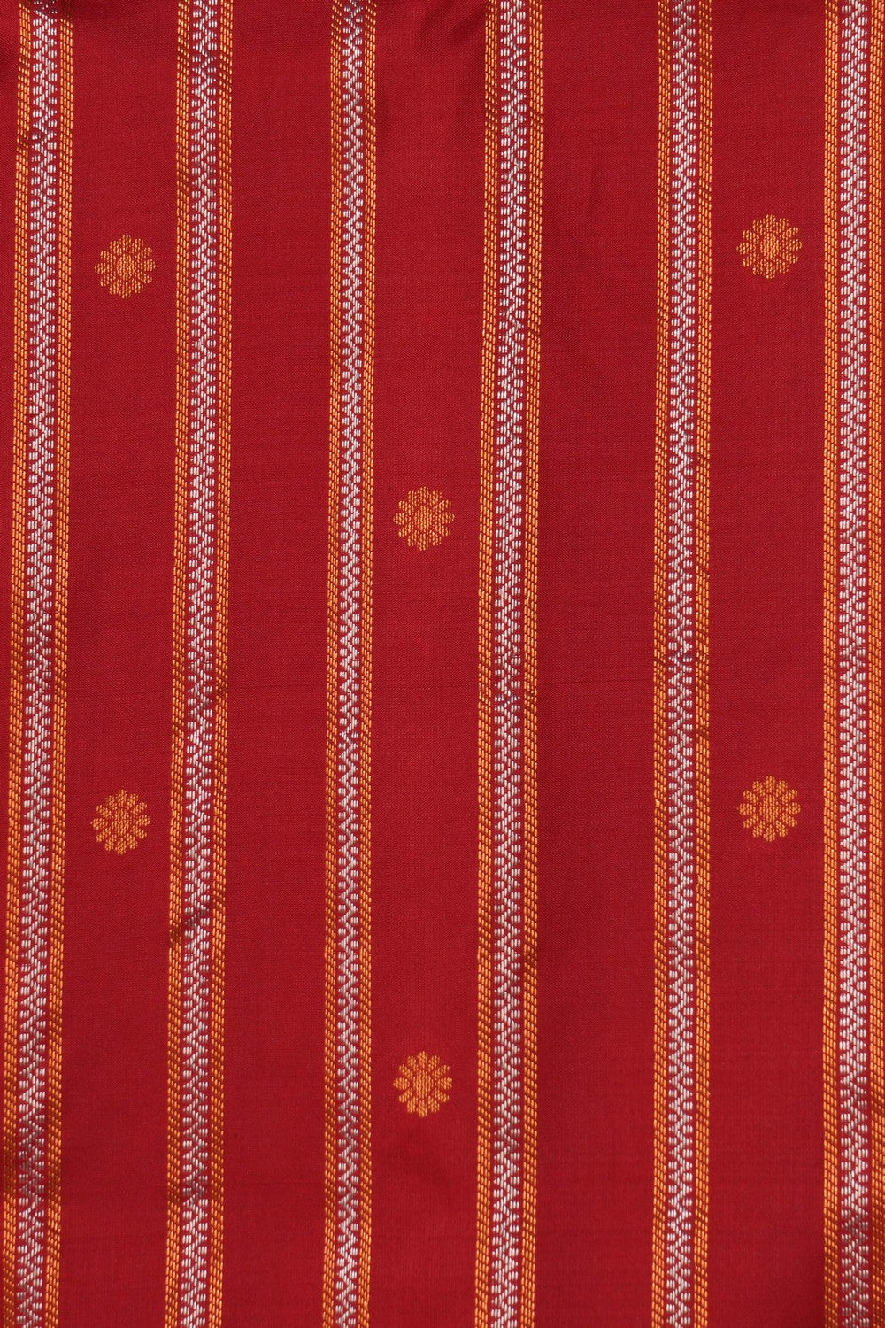 Kalanjali Gadwal Silk Red Saree – Women's - view 2
