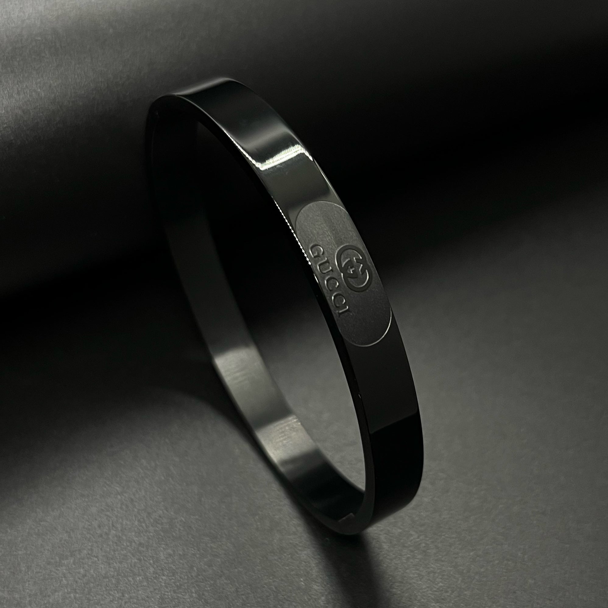Branta Luxury Minimalistic Fancy Black Bracelet for Men