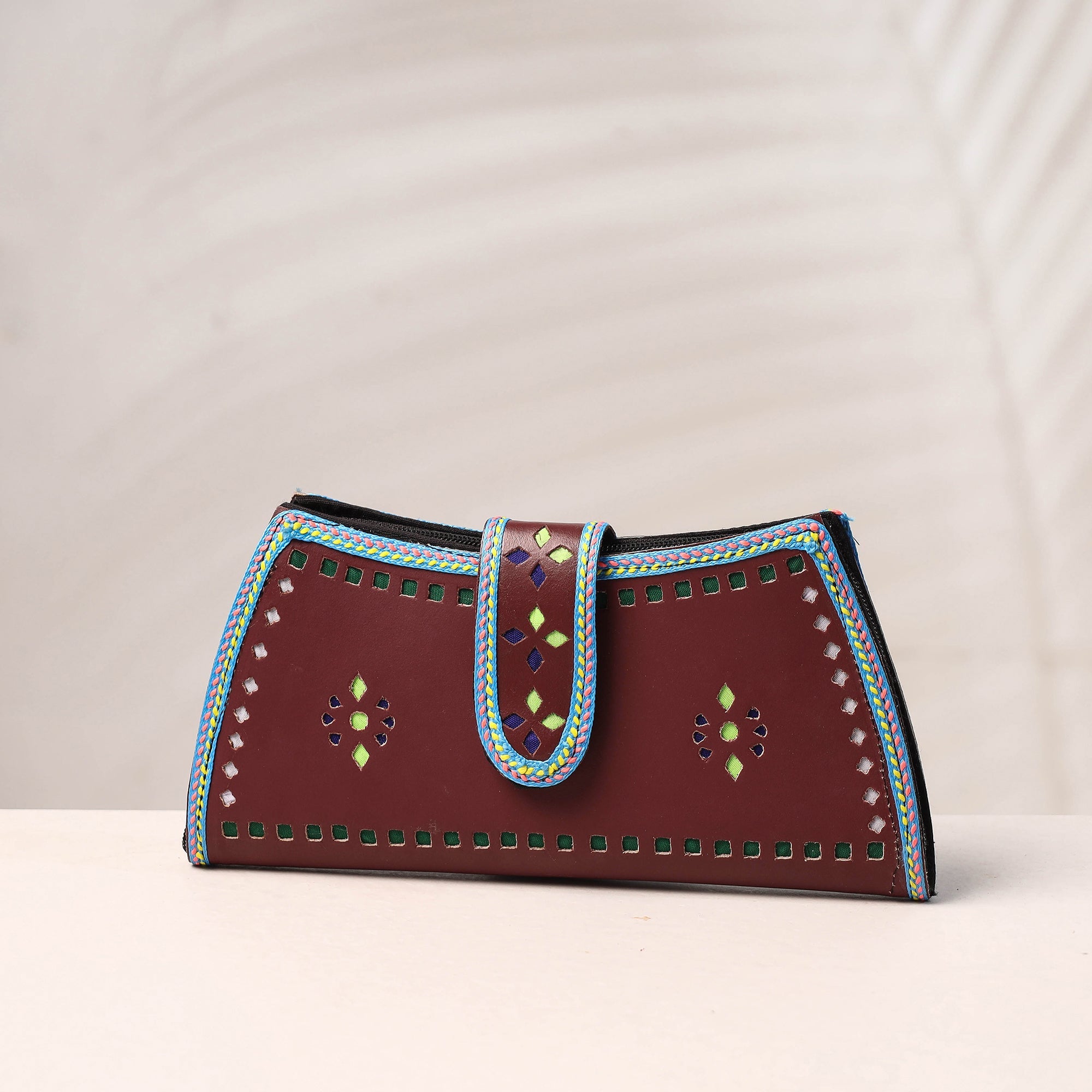 KACHCHH JI CHHAAP Brown - Handcrafted Kutch Leather Clutch / Wallet