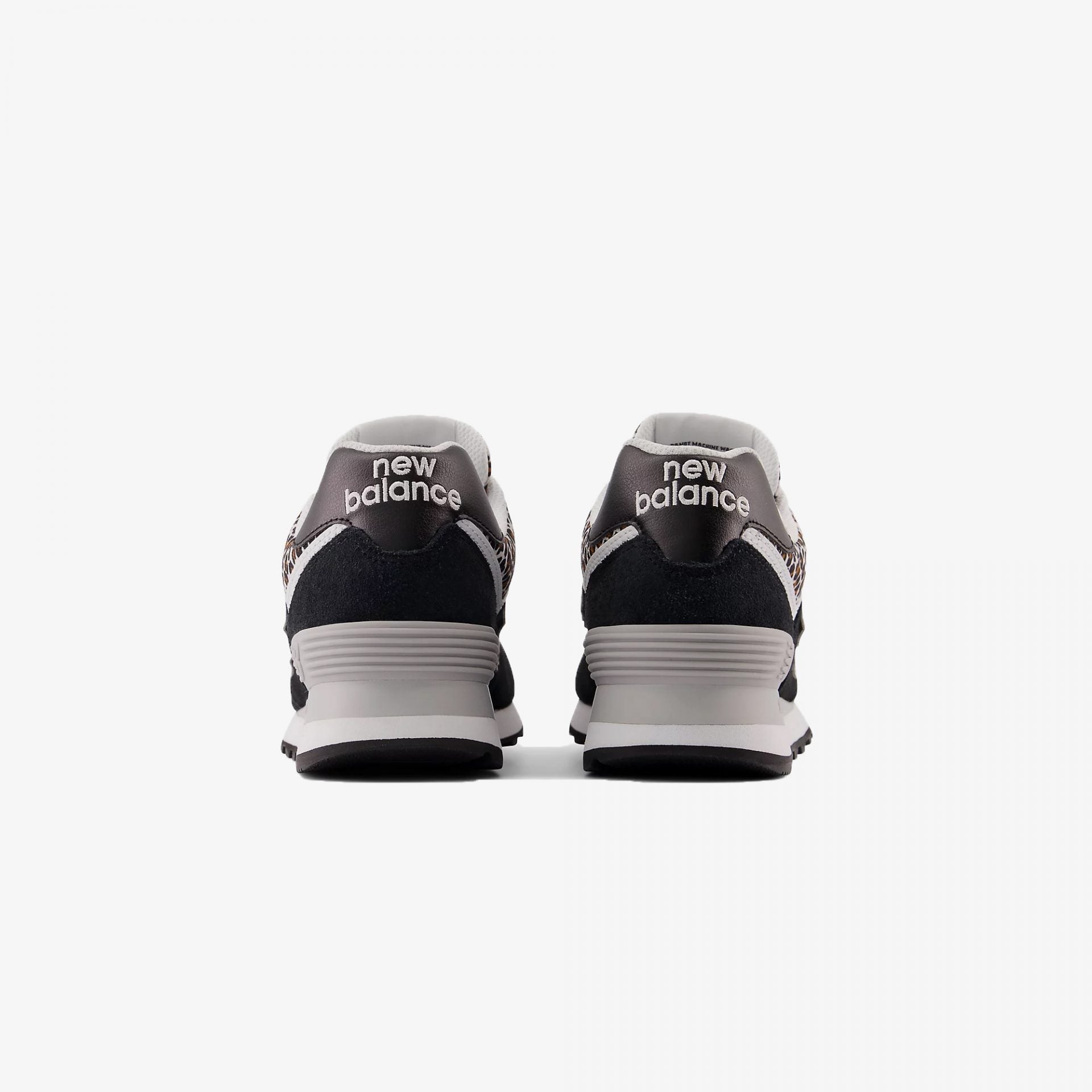 New Balance | 574 { BLACK - view 2