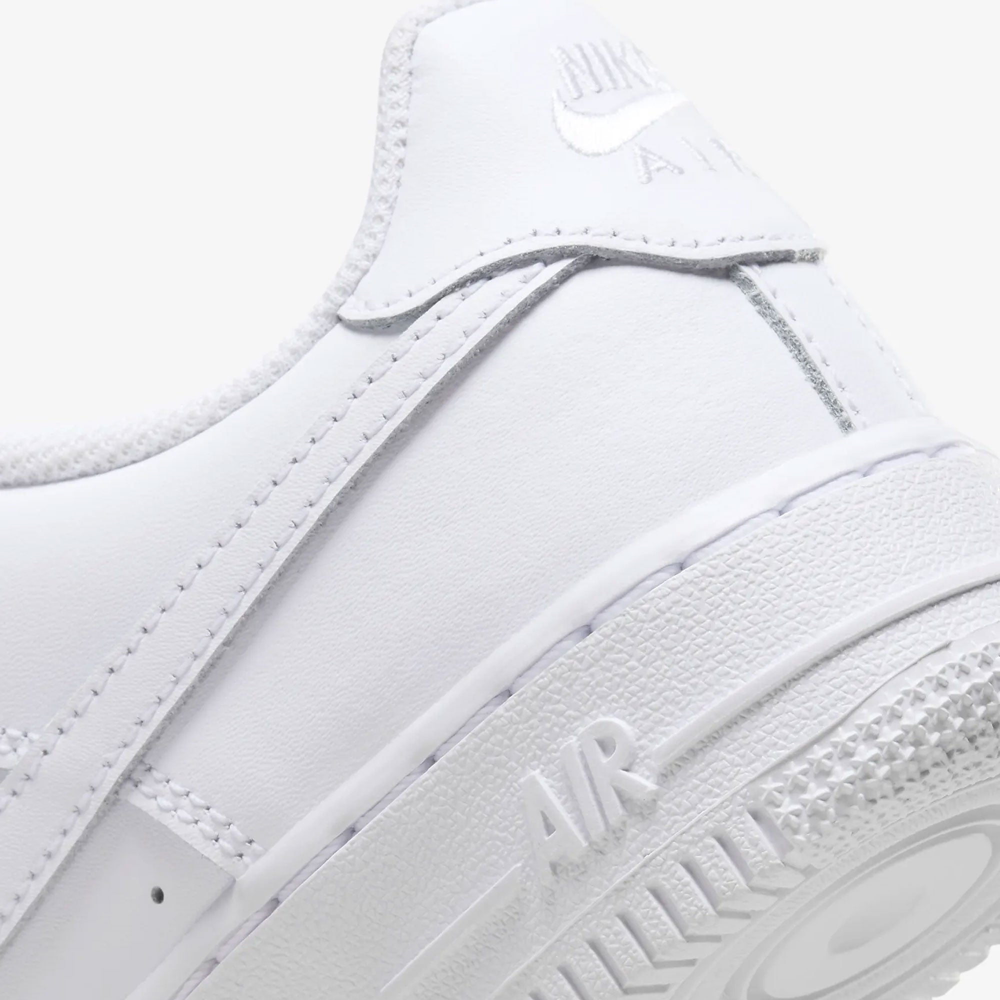 Nike | AIR FORCE 1 LE (GS) { WHITE/WHITE-WHITE-WHITE - view 5