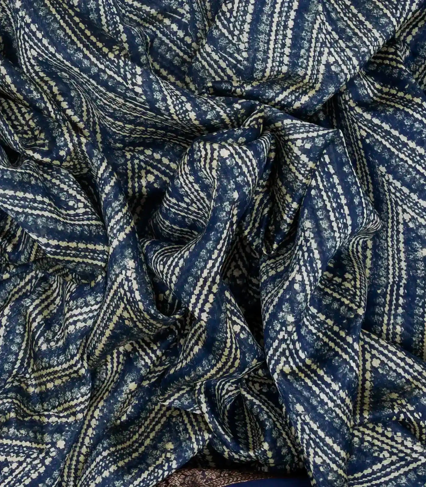RmKV Navy Blue Woven Chanderi Cotton Saree With Printed Chevron Motifs - view 3
