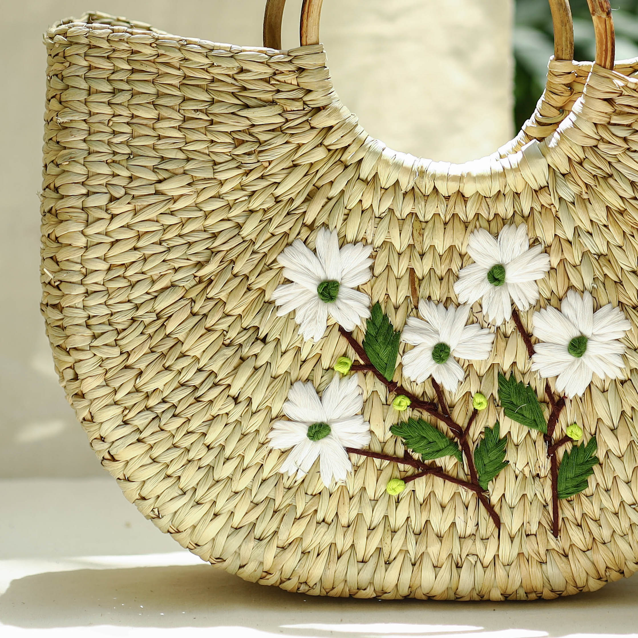 ITOKRI CRAFTS INITIATIVE Beige - Handcrafted Natural Water Reed Embroidered Hand Bag - view 2
