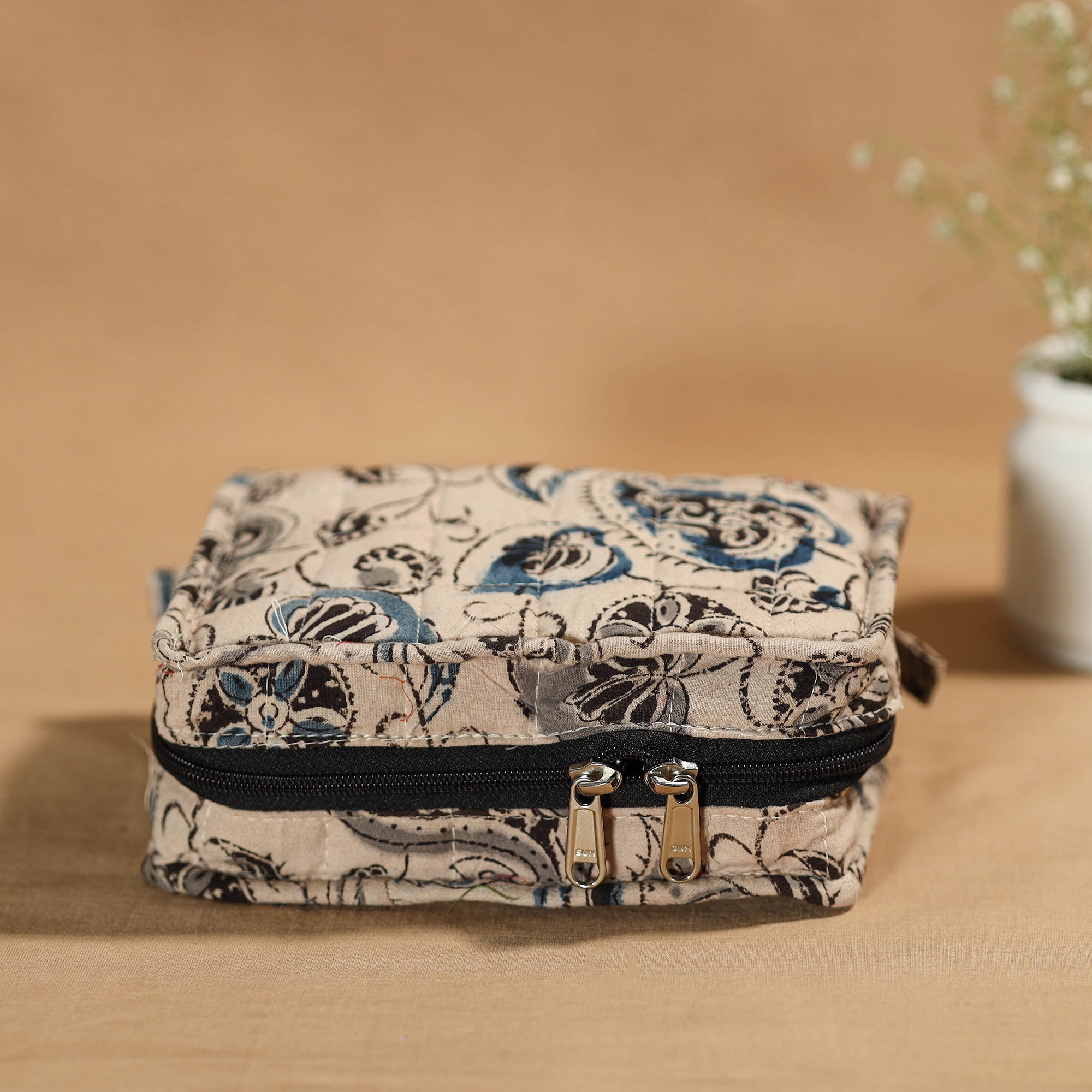 NOORI BAZAR Beige - Handmade 4 Pockets Cotton Jewelry Bag 10