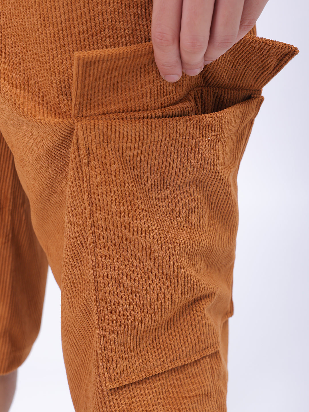 The Indian Garage Co Men's Brown Loose Textured Utility Cargo Shorts - view 8