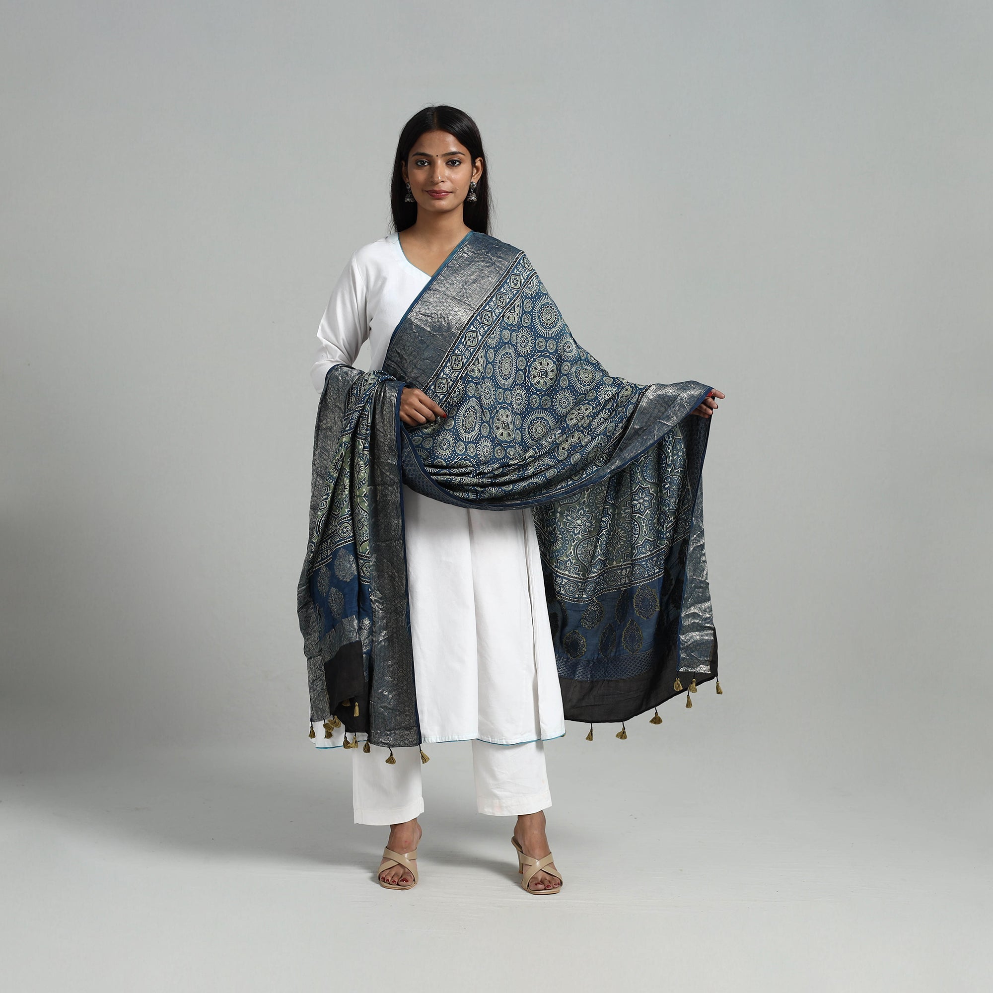 RIYAZ ABDULMAJID KHATRI - AJRAKH Blue - Dola Silk Block Print Ajrakh Dupatta 09
