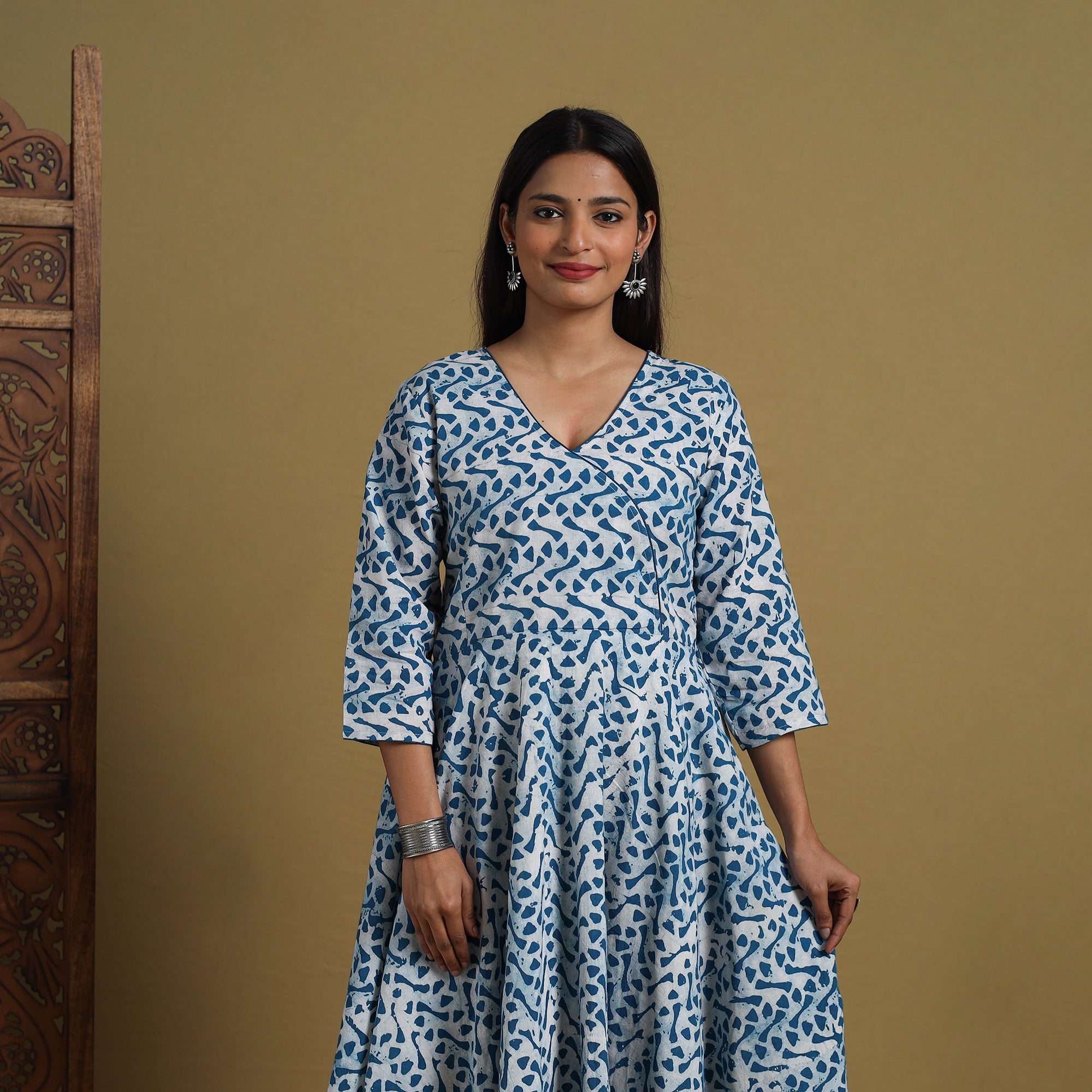 ITOKRI CASUALS Blue - Flared Cotton Batik Print Dress 01