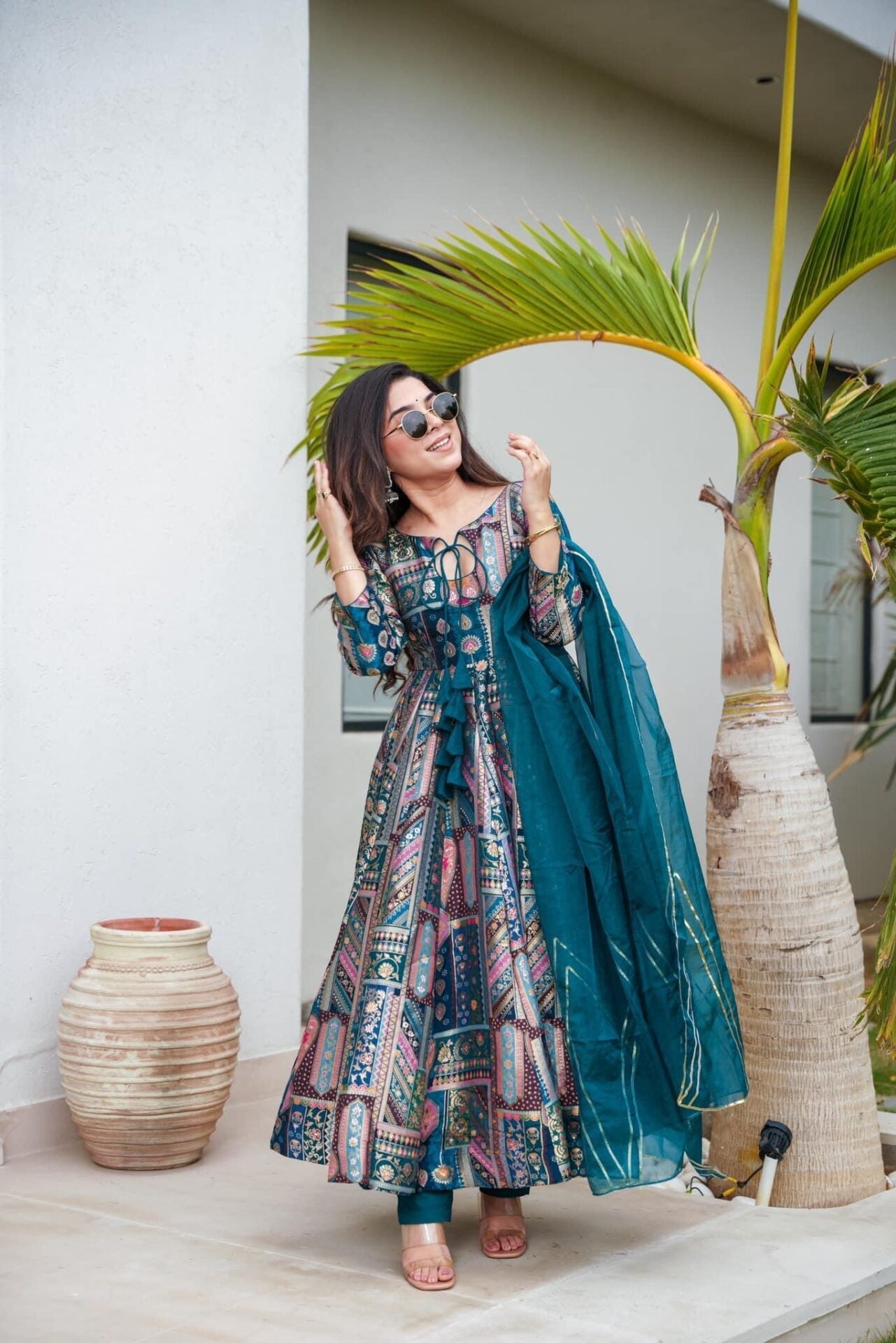 Idaho-o Shining bright silk suit set