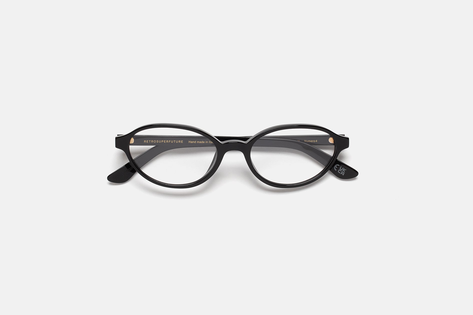 RETROSUPERFUTURE Numero 04 Black