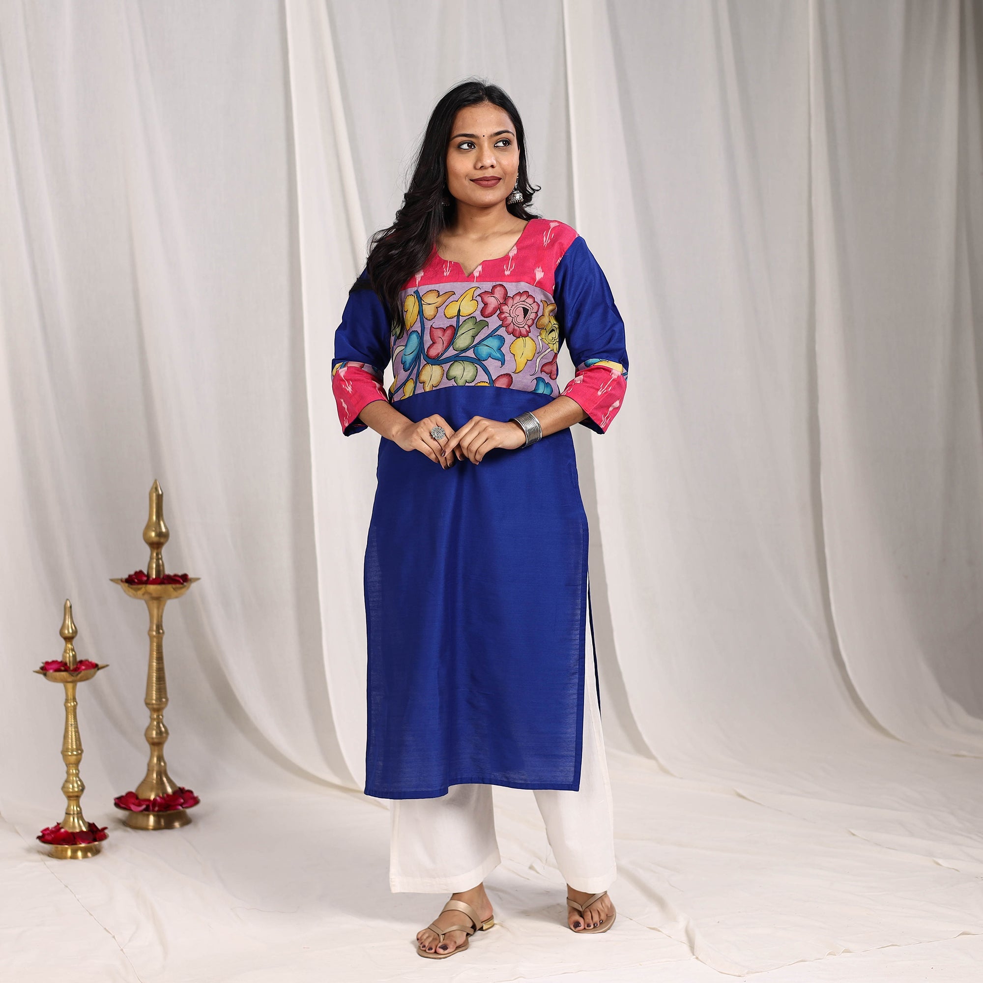 ITOKRI CASUALS Blue - Fiza Slub Silk Straight Plain Kurta with Patchwork