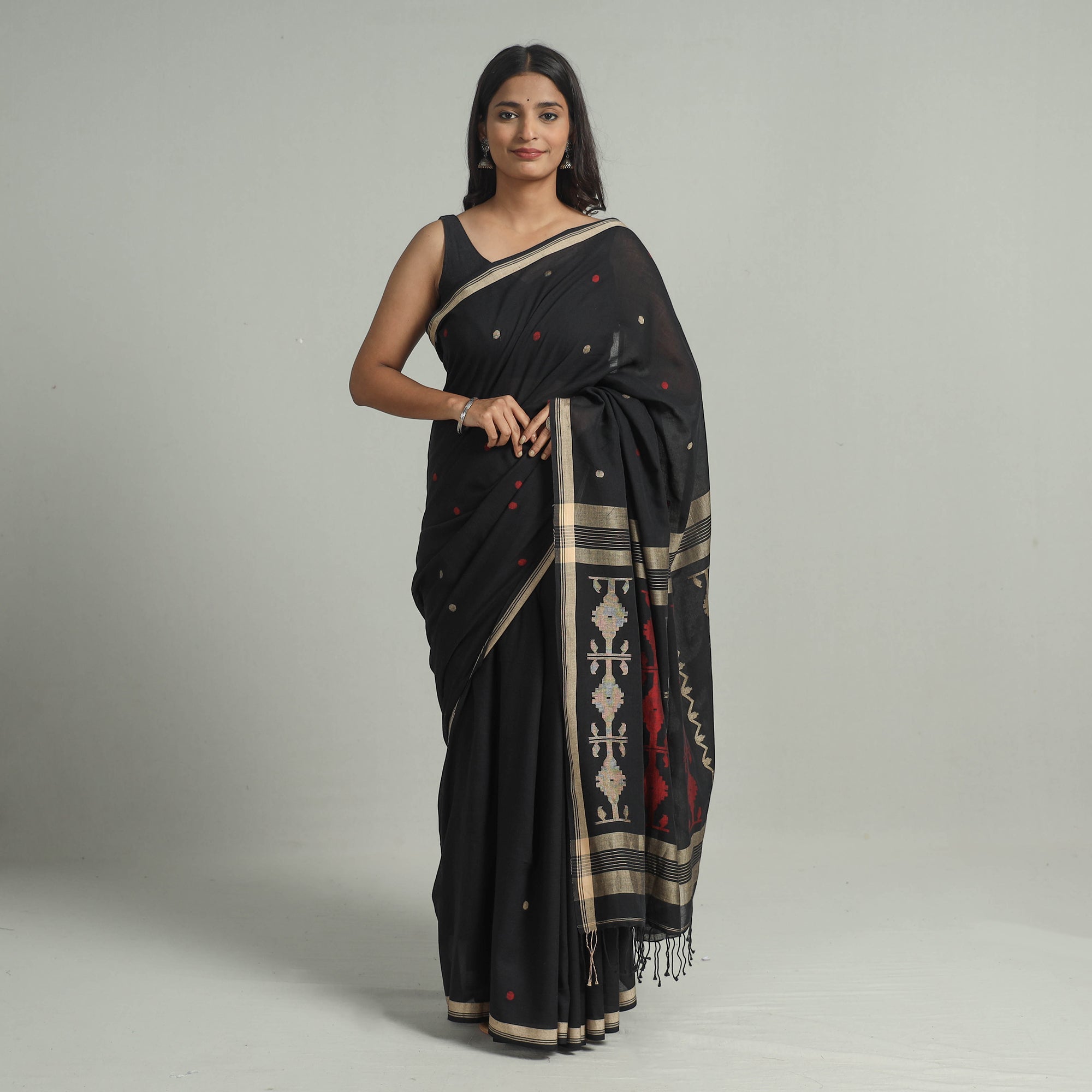 SASHA Black - Handloom Cotton Phulia Jamdani Saree with Tassels 28