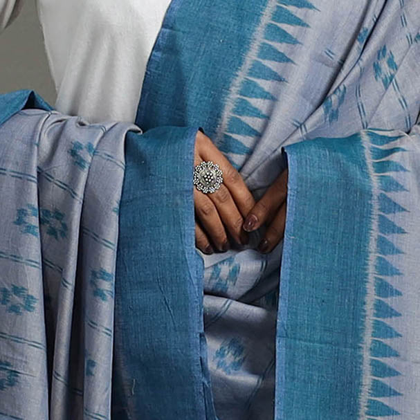 ASHOKA ASSEMBLE - CELEBRATING CRAFTS OF ODISHA Grey - Handloom Cotton Maniabandha Ikat Dupatta 22 - view 4