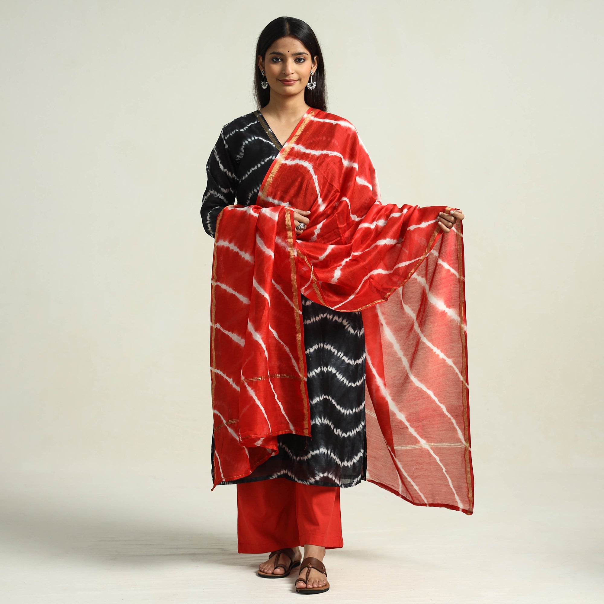 ITOKRI CASUALS Black - Shibori Tye-Dye Chanderi Silk Kurta with Palazzo & Dupatta Set - view 2
