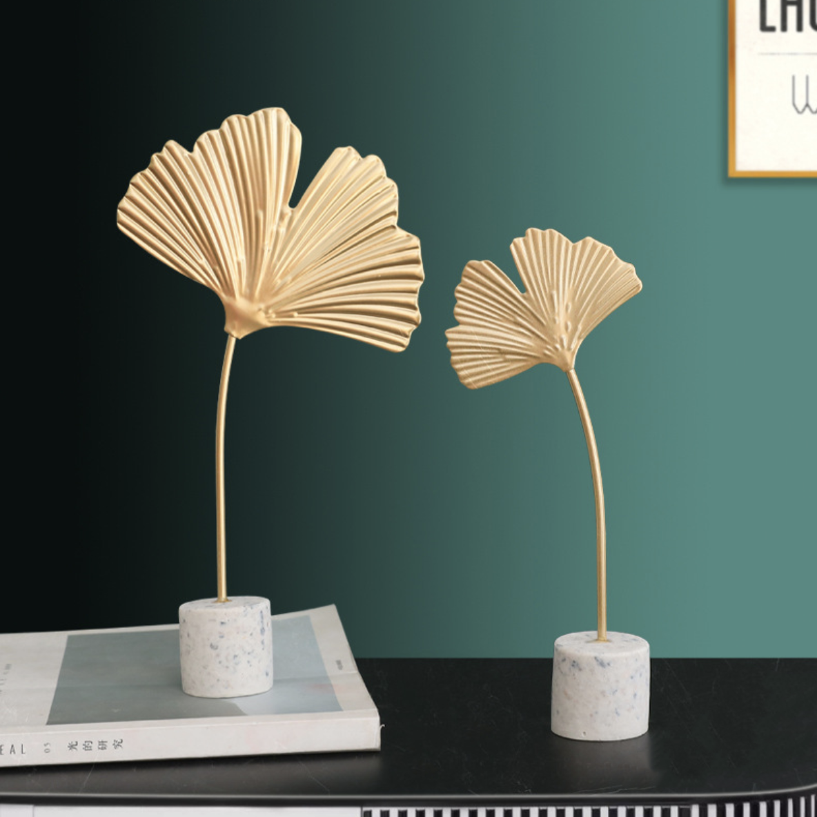 Nestasia Leaf Table Decor