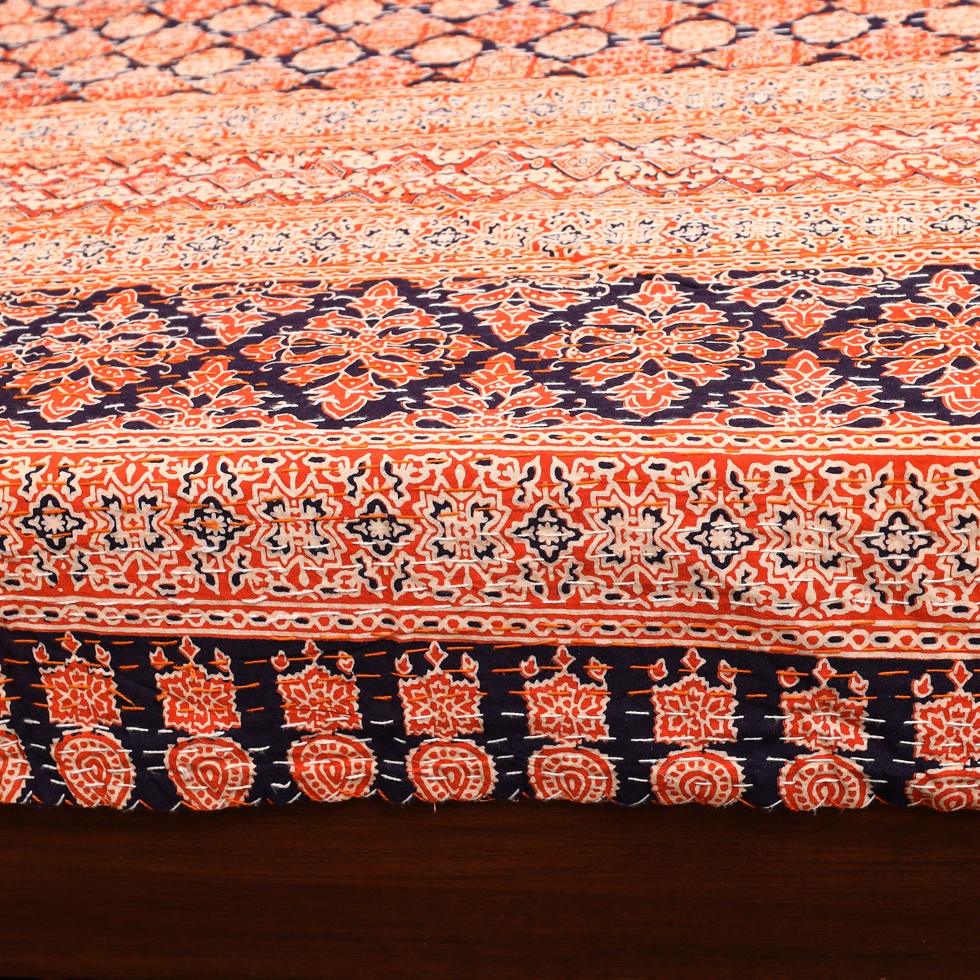 SHADES OF MARUDHARA Green - Ajrakh Print Double Tagai Kantha Bed Cover 47 2024/1159-1 47 - view 4