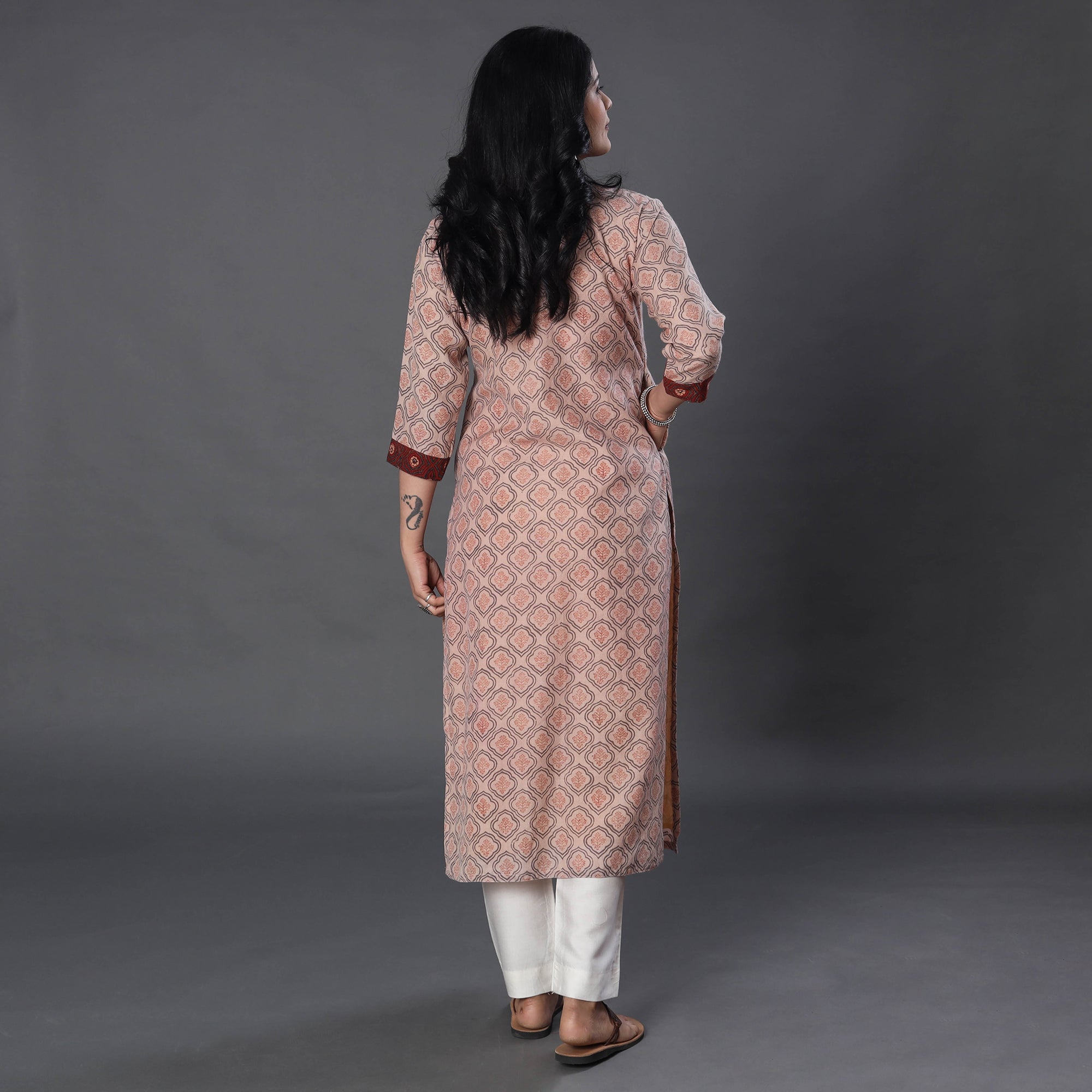 ITOKRI CASUALS Beige - Handwoven Wool Pedana Kalamkari Print Kurta - view 6