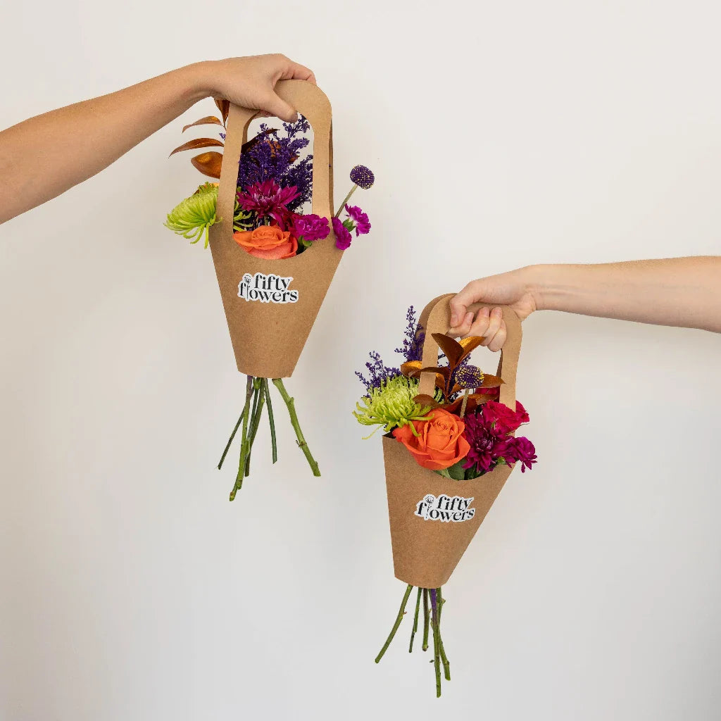 FiftyFlowers Halloween Hocus Pocus Bouquet Bar Kit