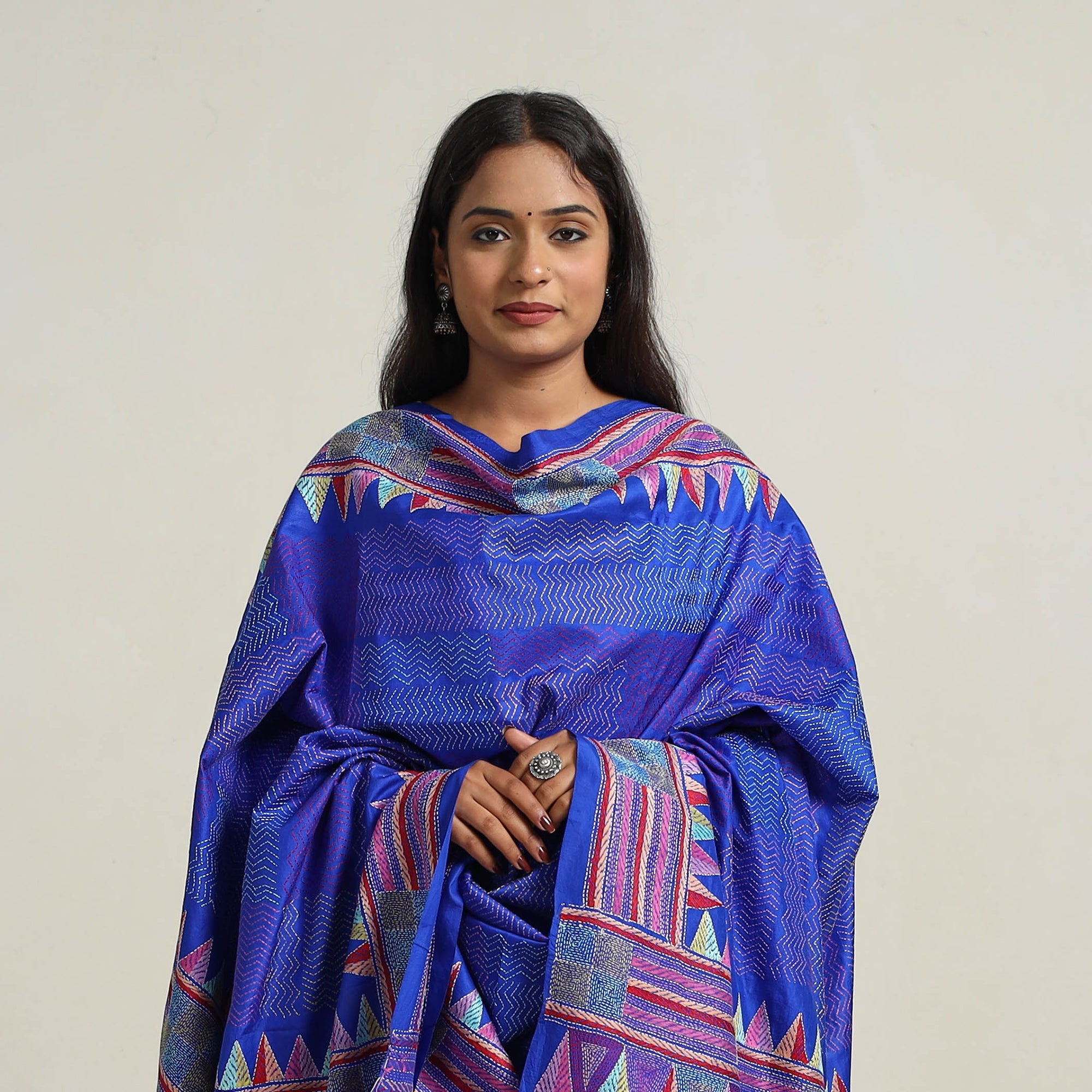 KHUSHBASH - HAPPY LOOM OF EAST Blue - Bengal Handloom Silk Kantha Embroidery Dupatta 04 - view 3