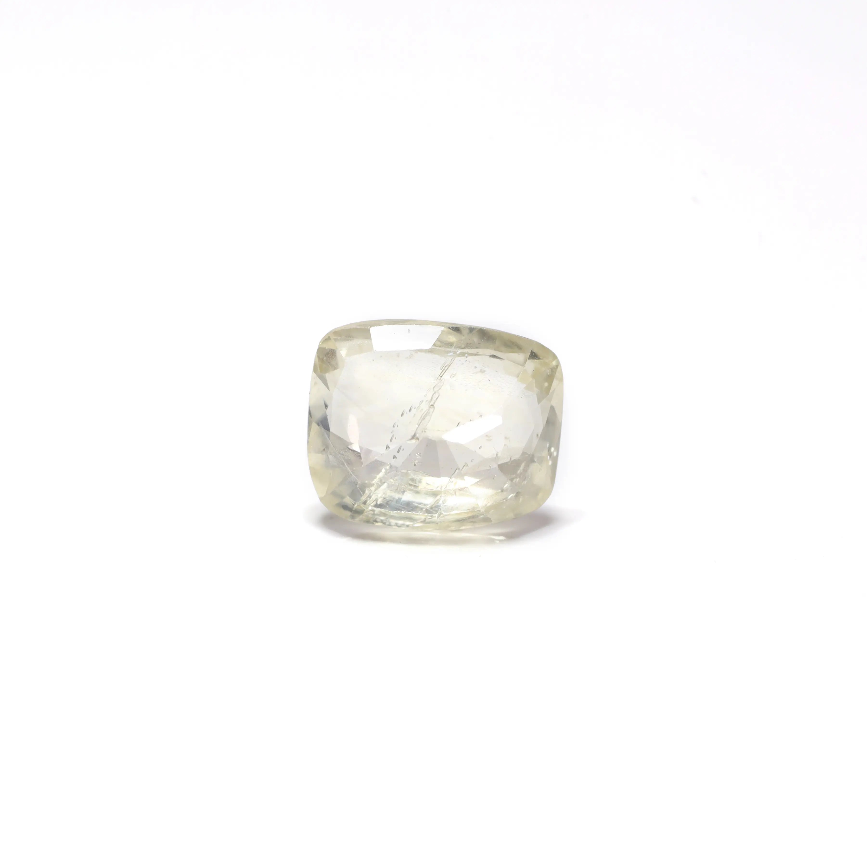 Pramogh Yellow Sapphire - 3.25 Carat - view 2