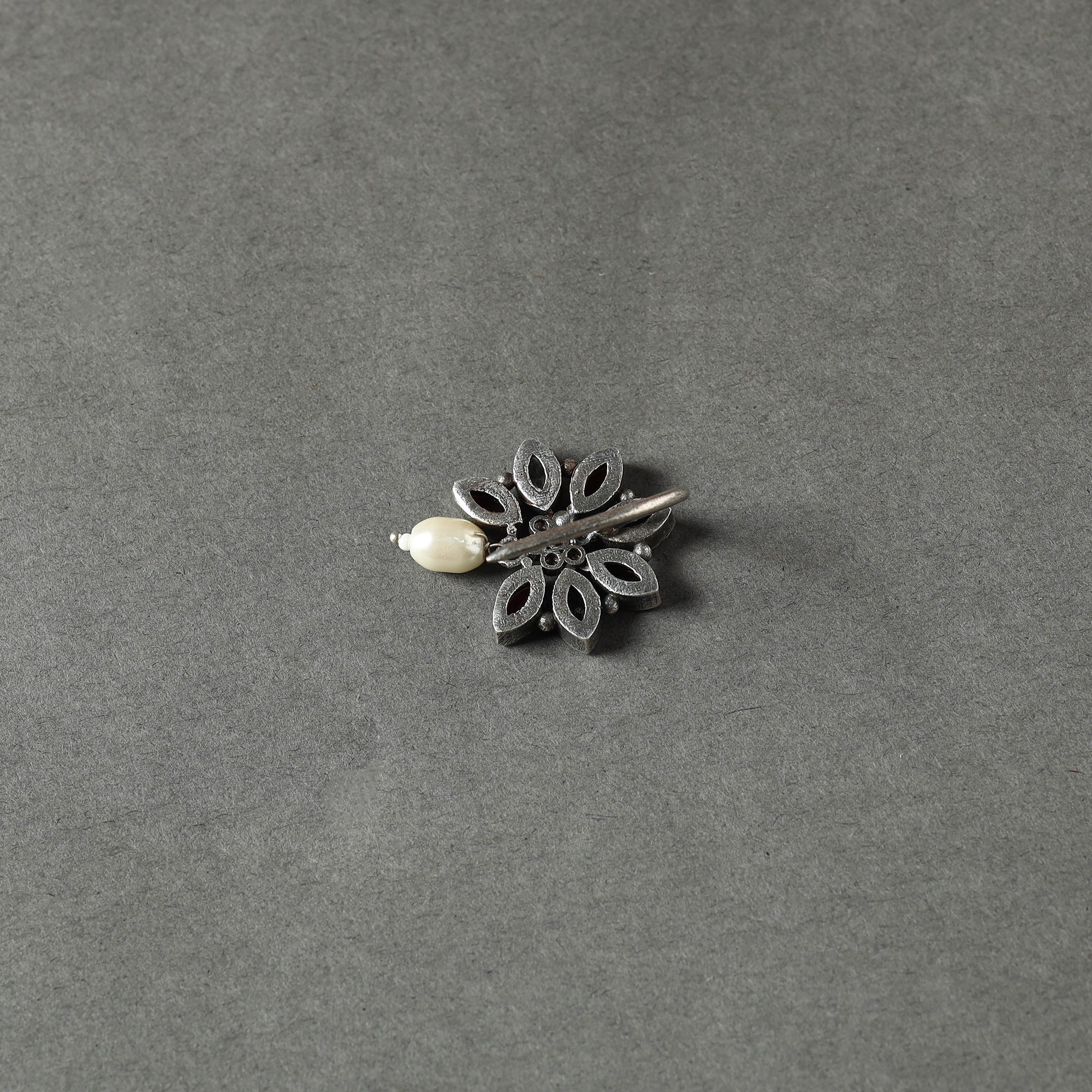 WHITE RIVER STORIES Antique Silver Finish Oxidised Brass Base Stone Work Juda Pin - view 2