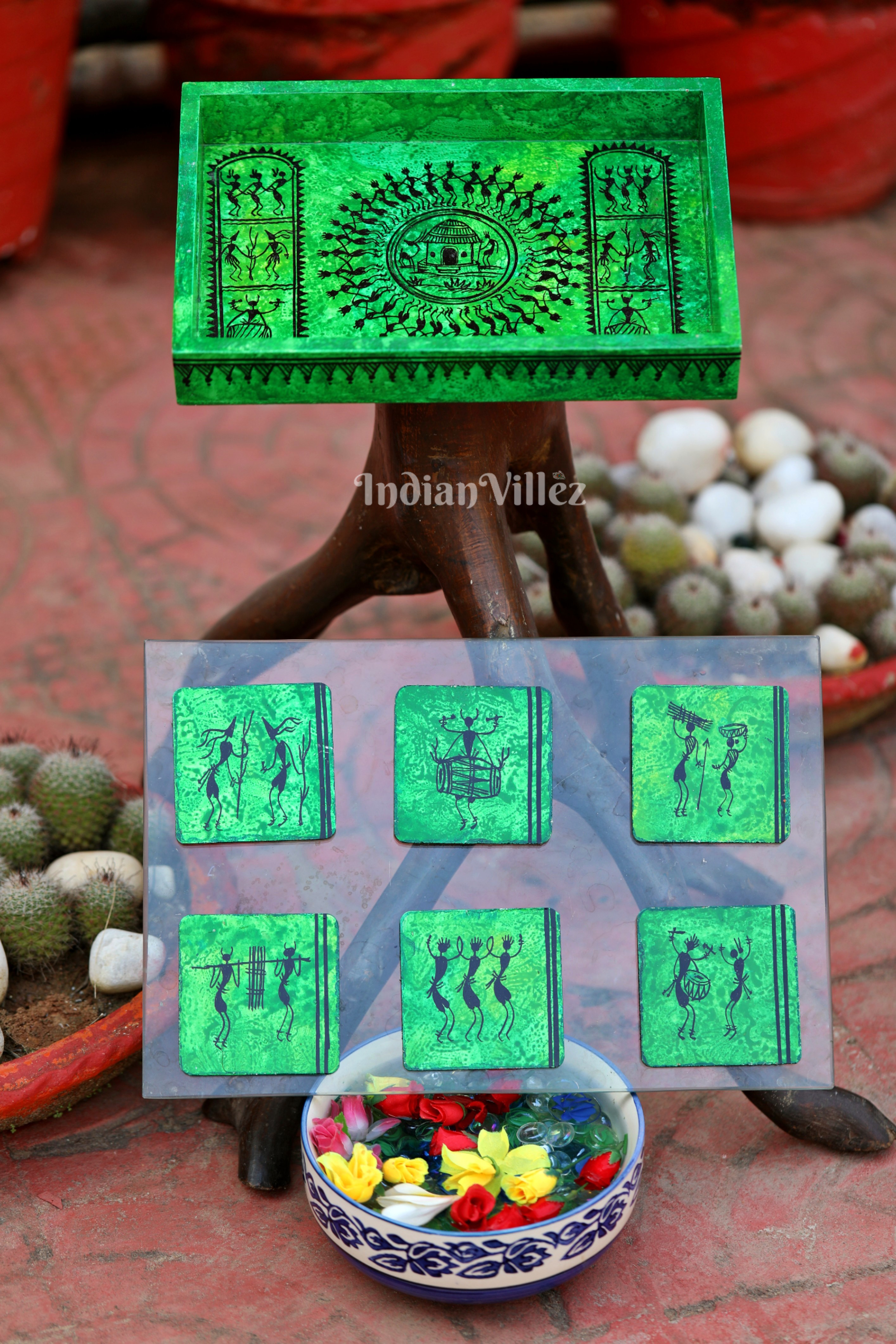 IndianVillèz Saura Art Themed Hand Painted Tray with Coasters - view 2