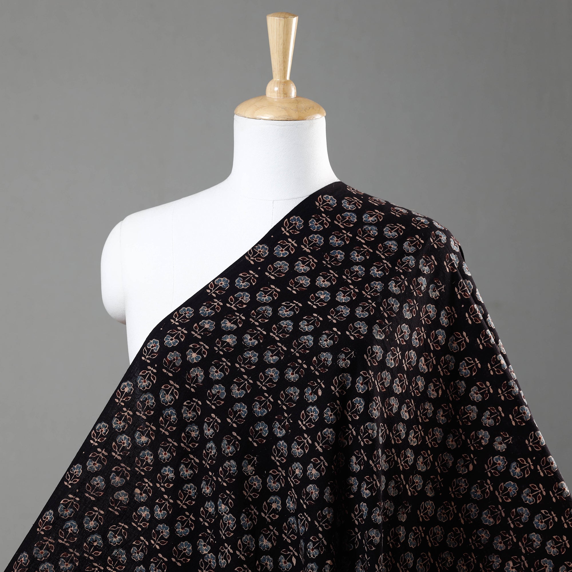 KACHCHH JI CHHAAP Black - Ajrakh Block Printed Cotton Fabric 08