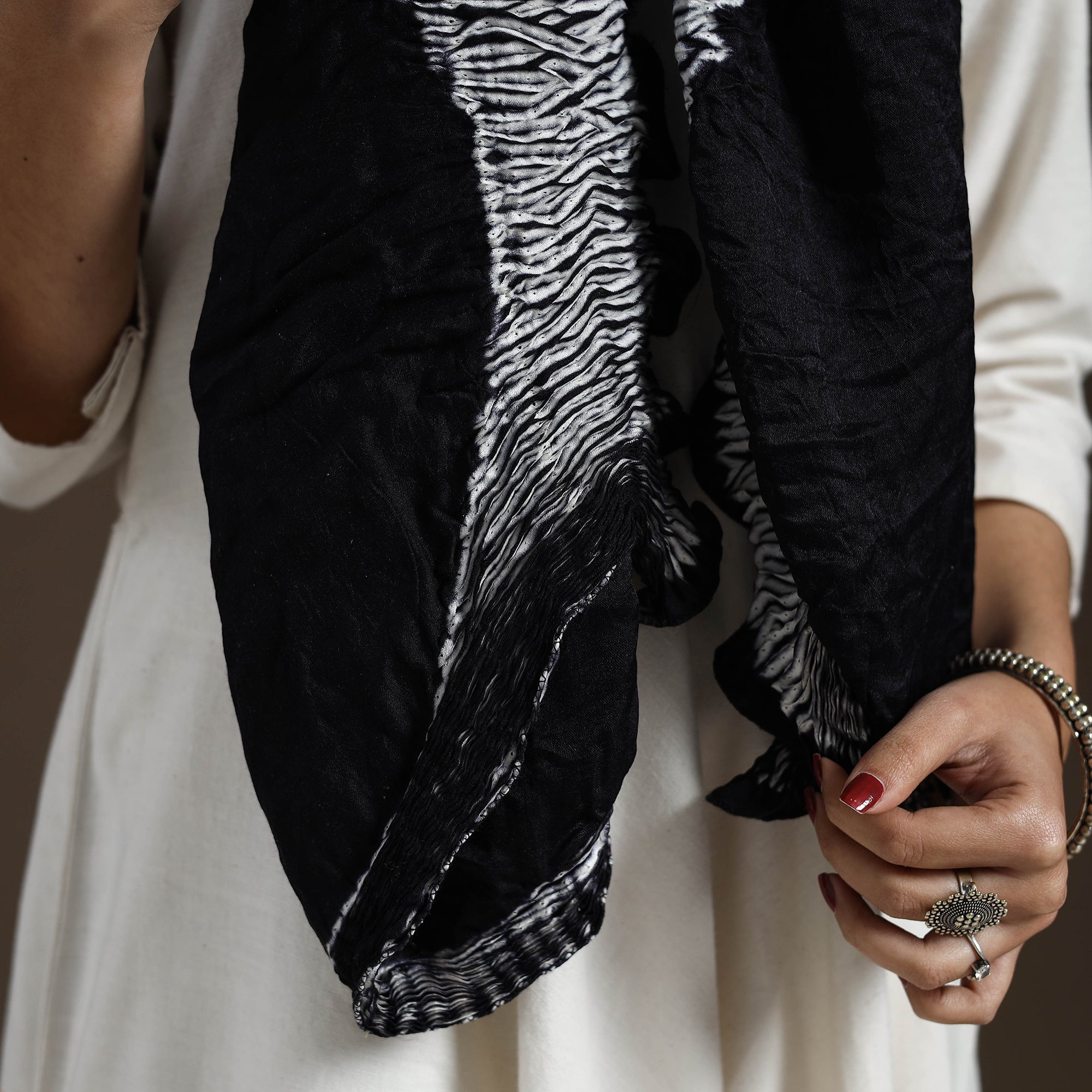 KACHCHH JI CHHAAP Black - Tie & Dye Gajji Silk Shibori Stole 20 - view 4
